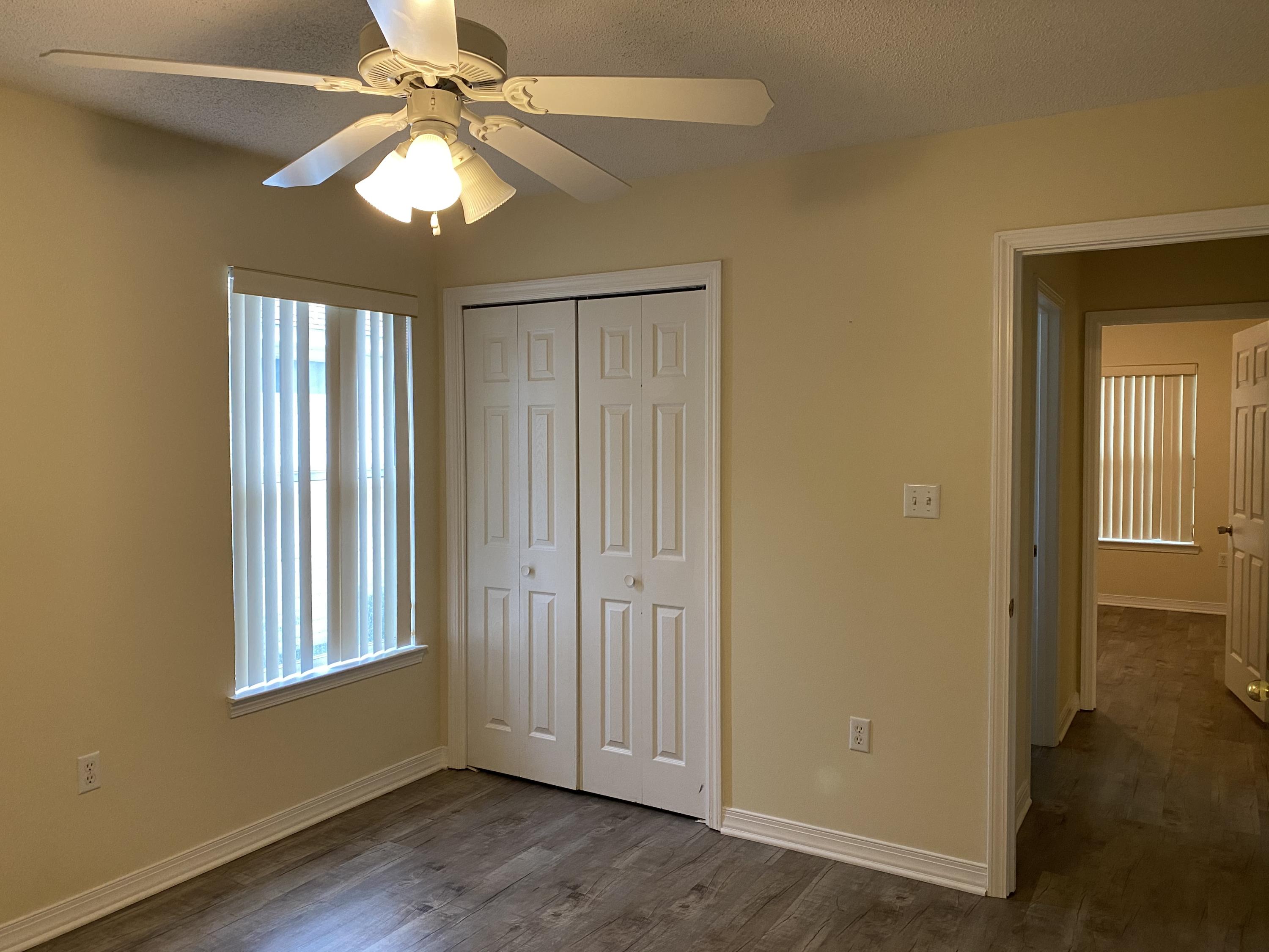 CREEKSIDE - Residential Lease