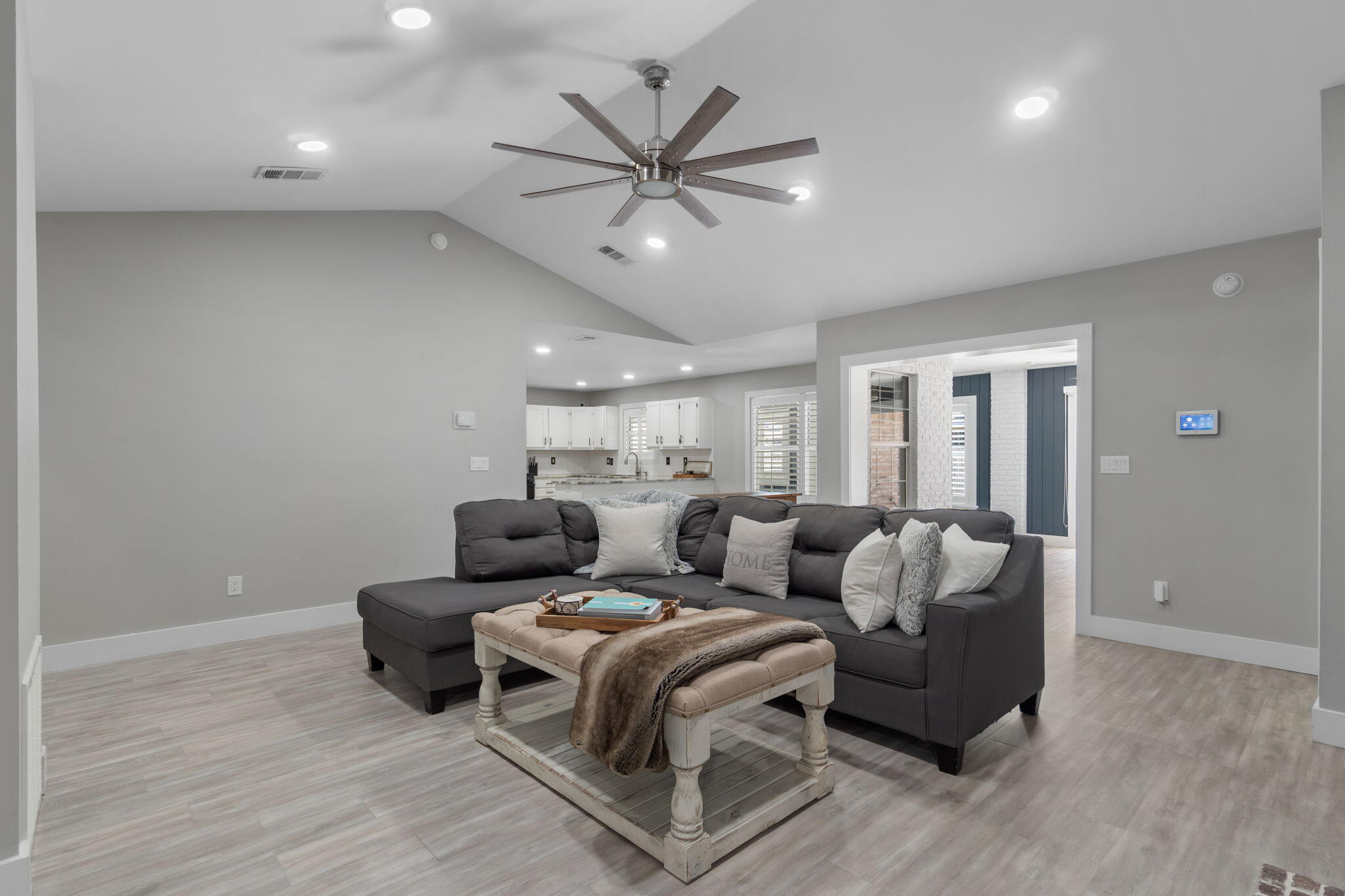 BAYSIDE - Residential