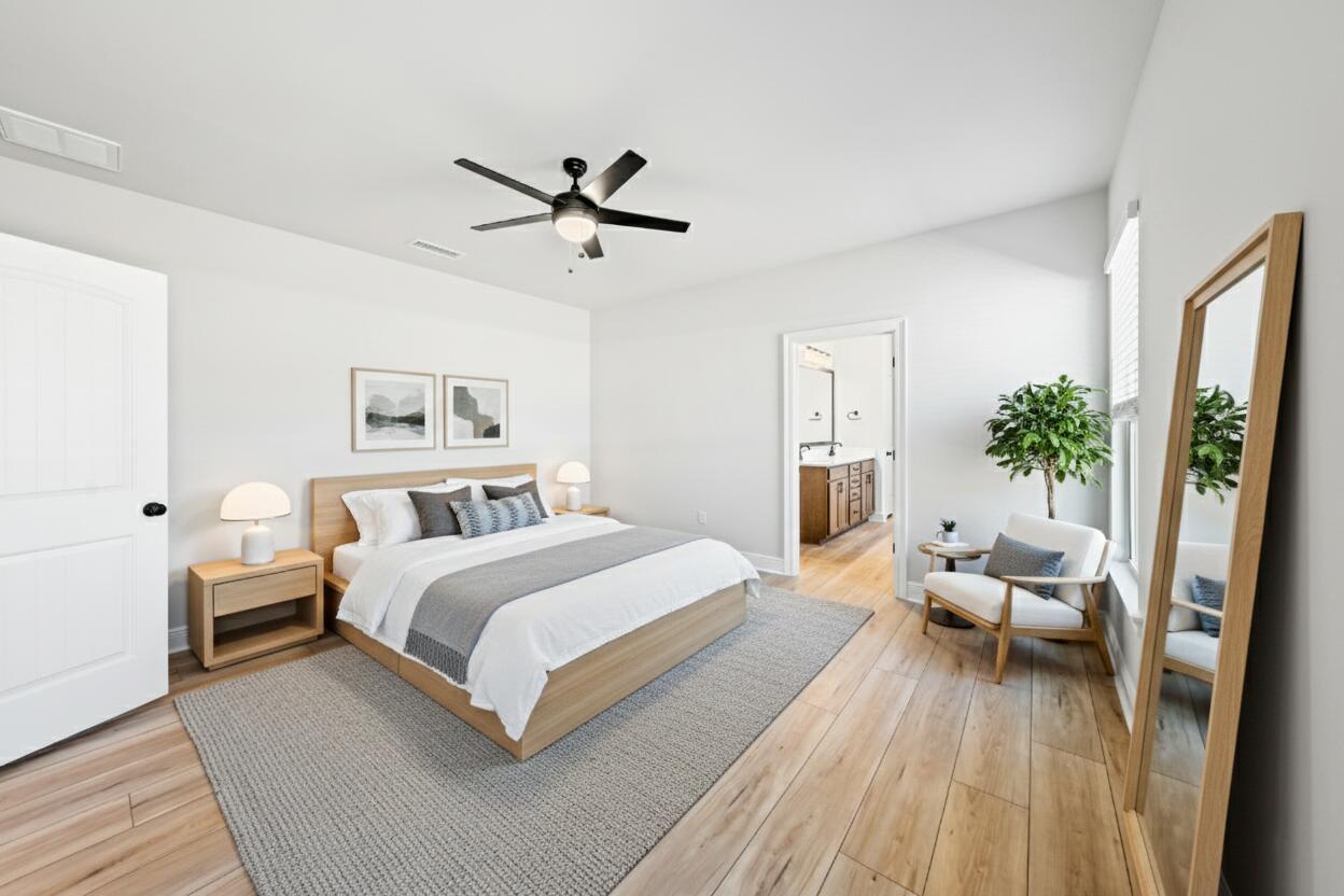 YOUNG OAKS - Residential