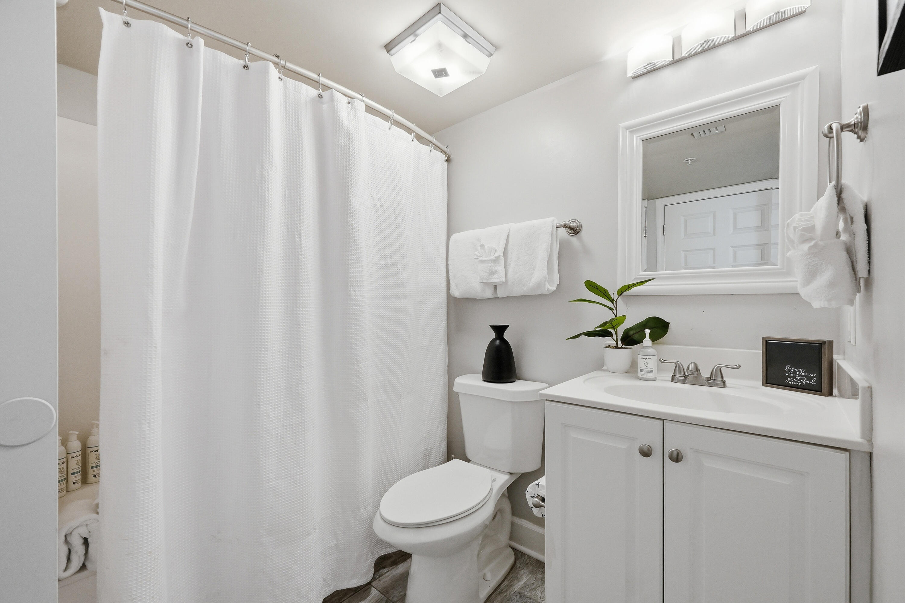 PELICAN ISLE - Residential