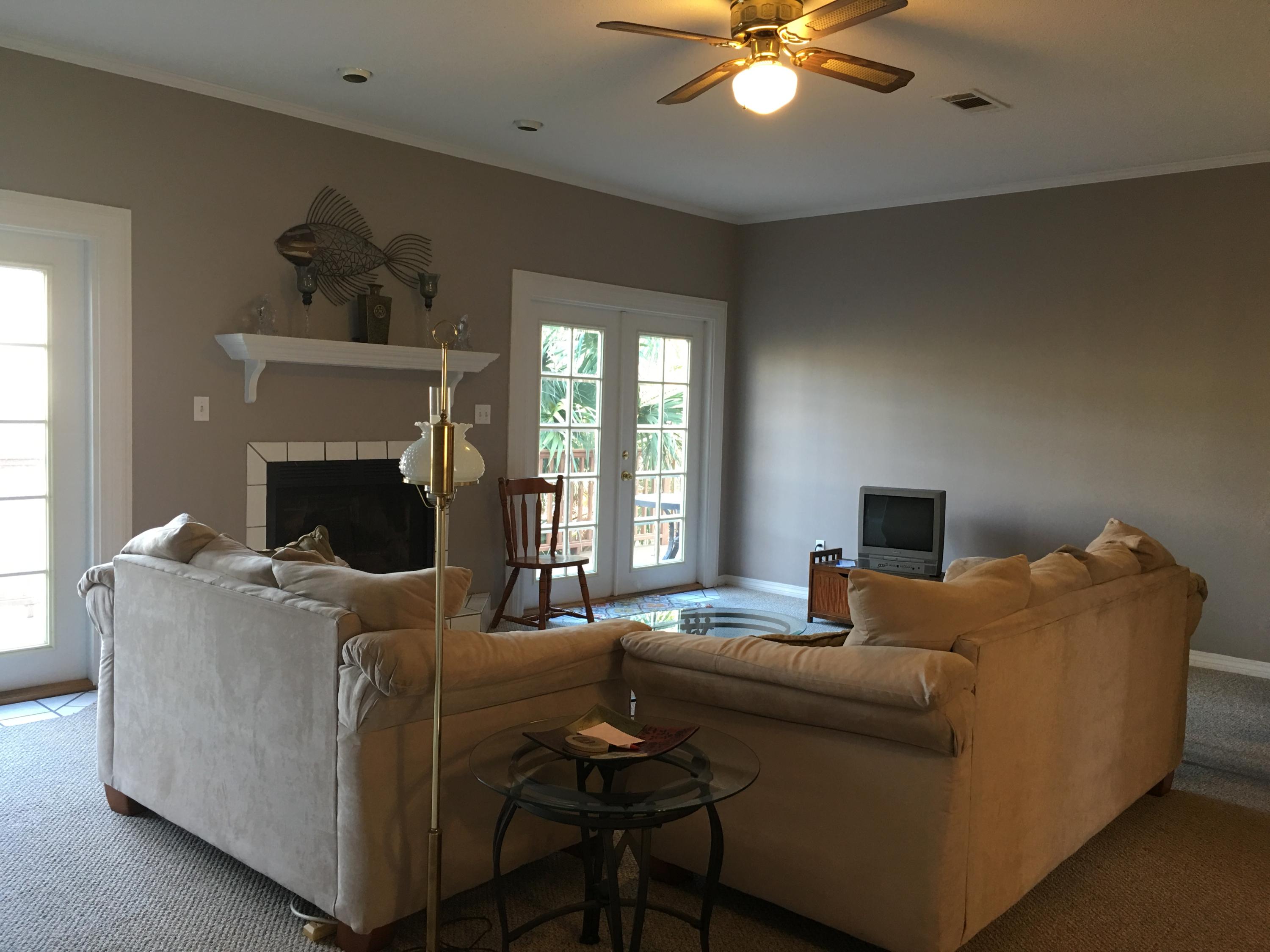 QUAIL LAKE - Residential