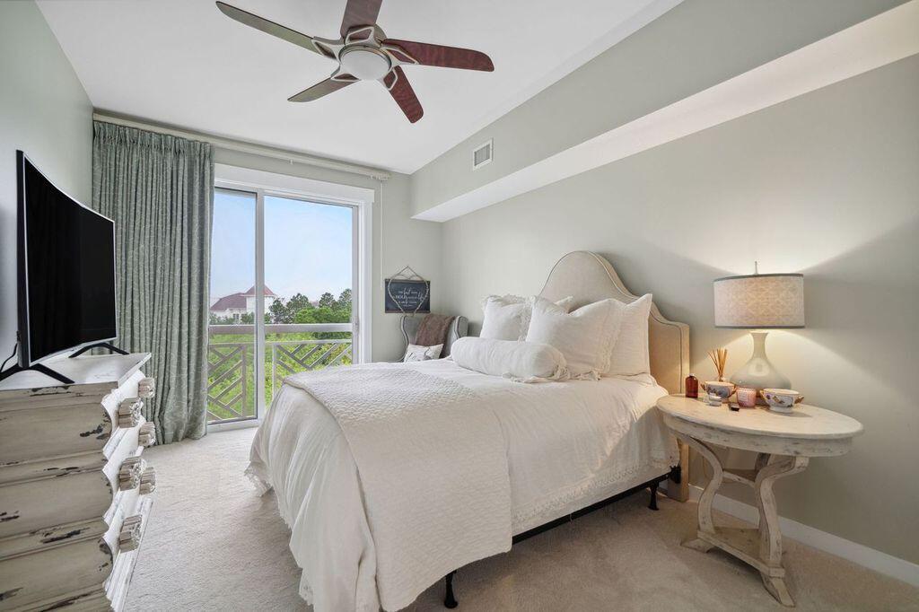 BAHIA CONDO - Residential