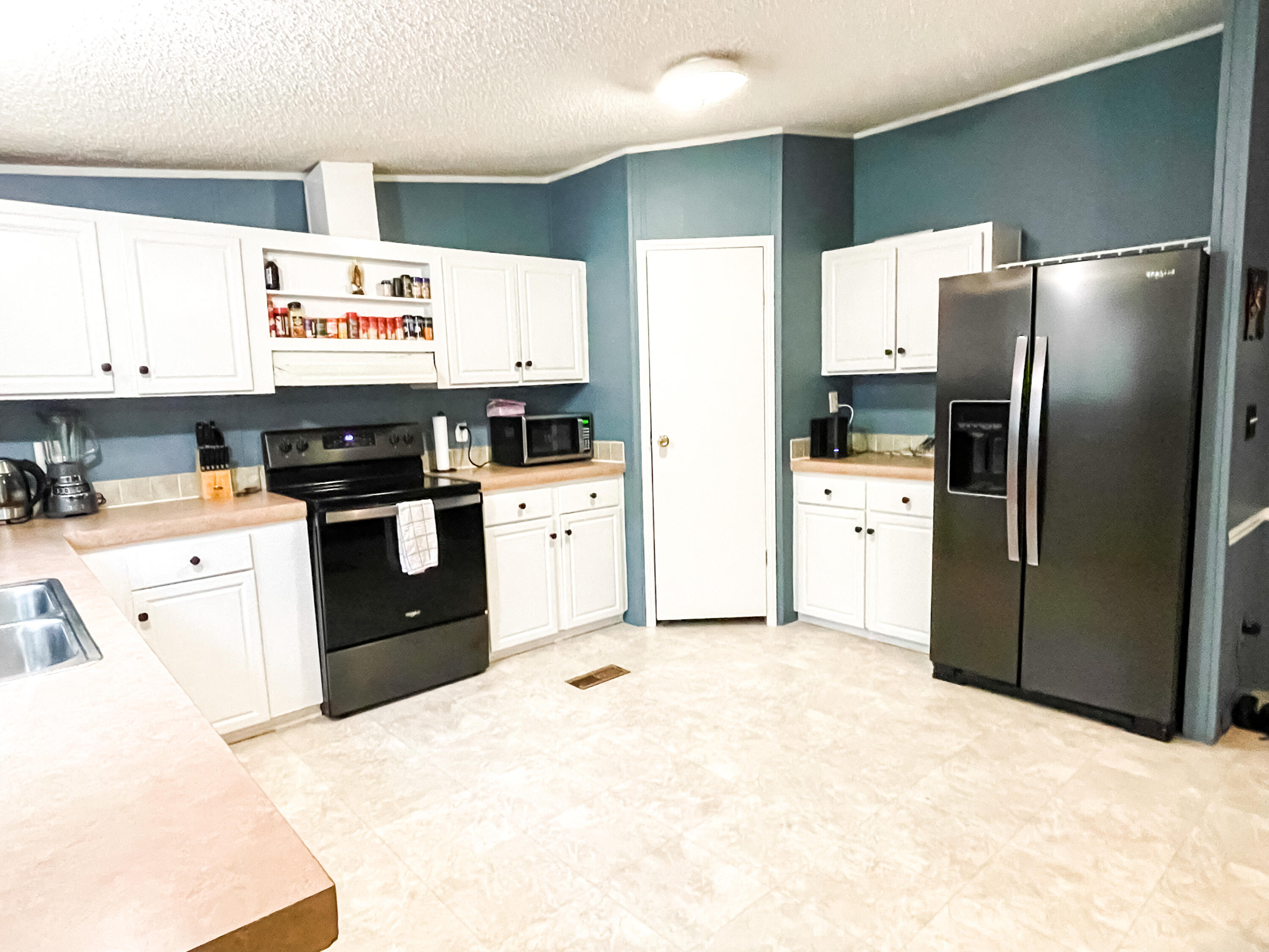 JUNIPER LAKE ESTATES - Residential