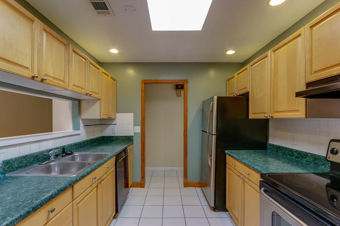 PALMETTO ESTATES UNREC - Residential