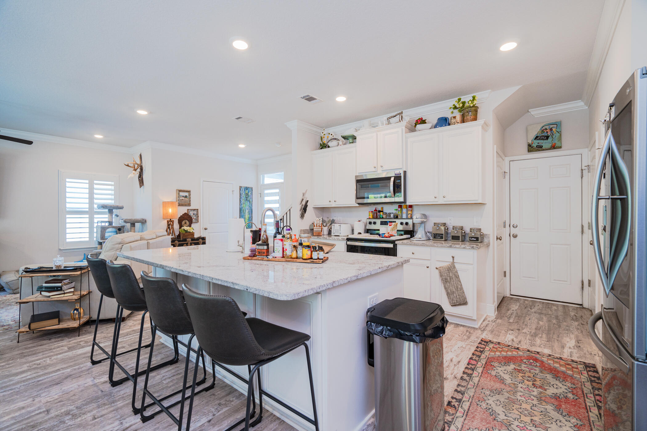 STONEGATE - Residential