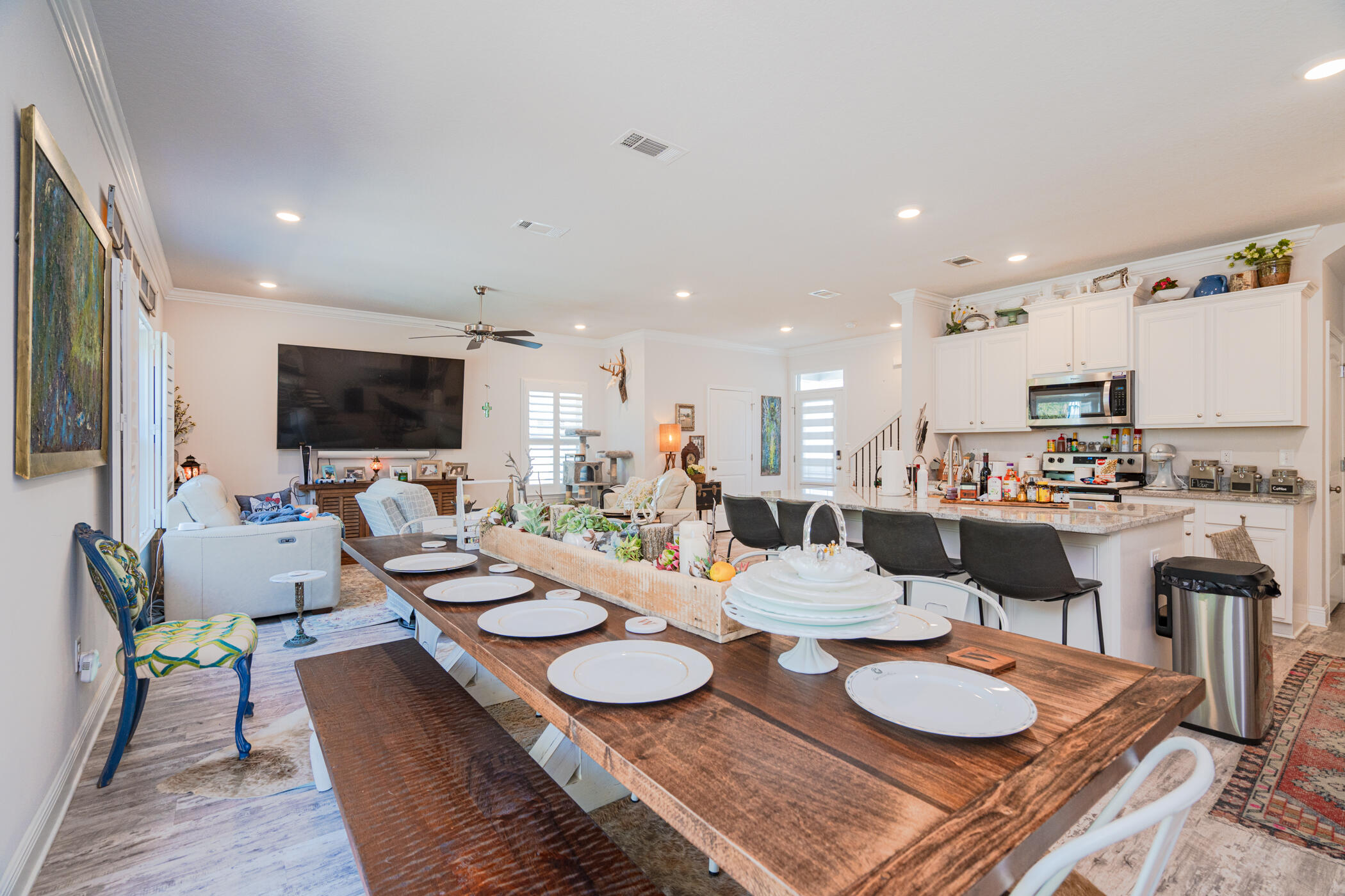 STONEGATE - Residential