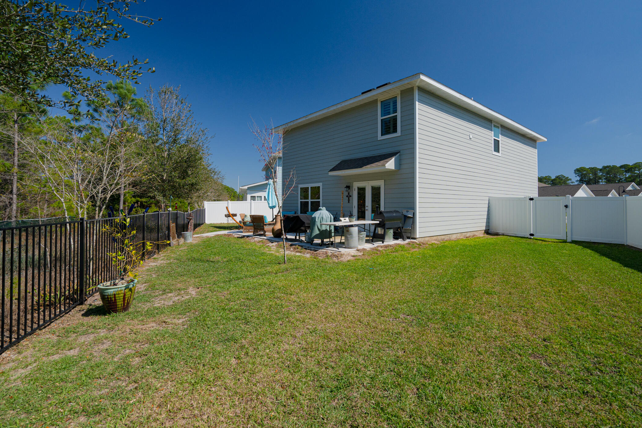 STONEGATE - Residential