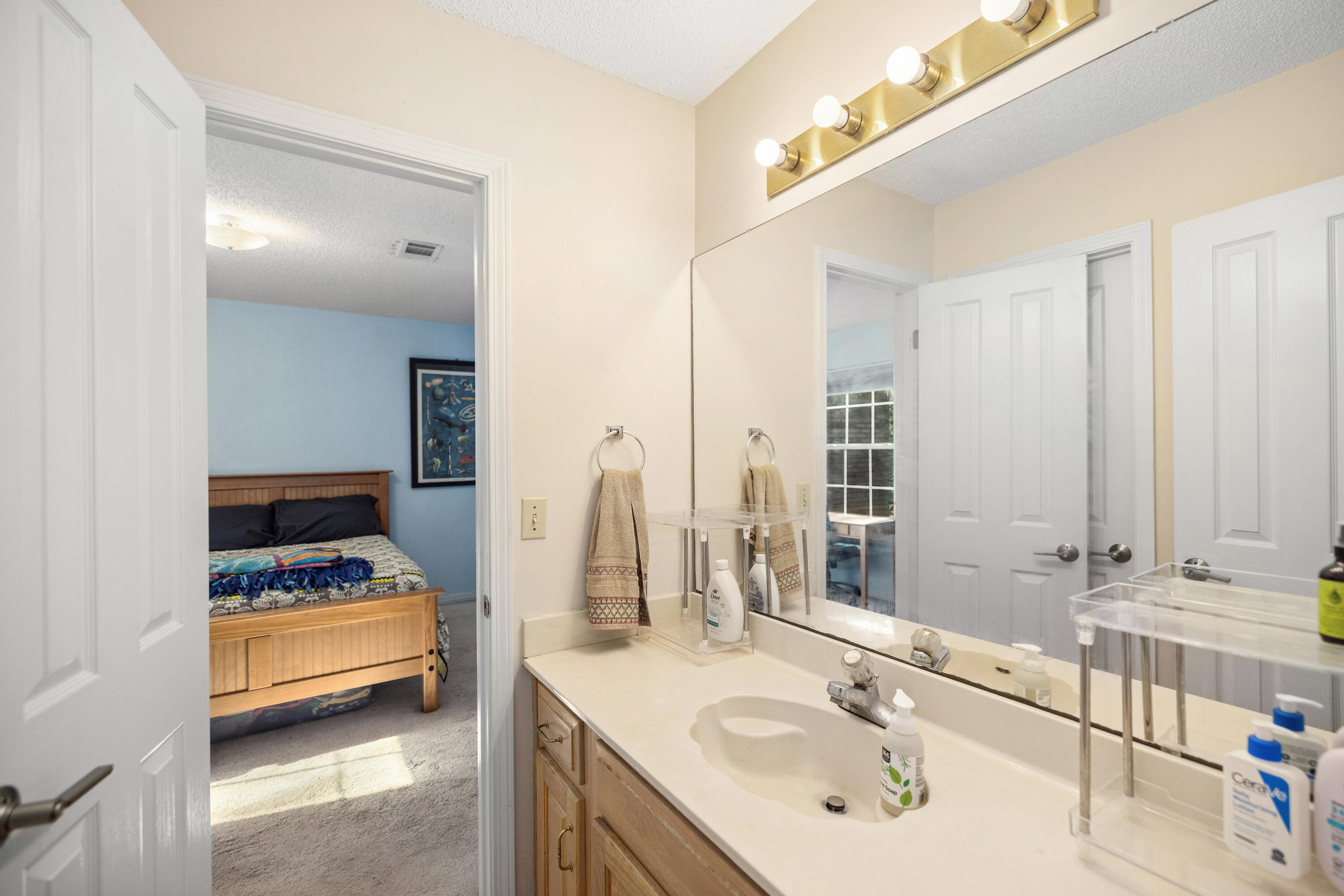 PARKWOOD ESTATES PH 1 BLUEWATER BAY - Residential