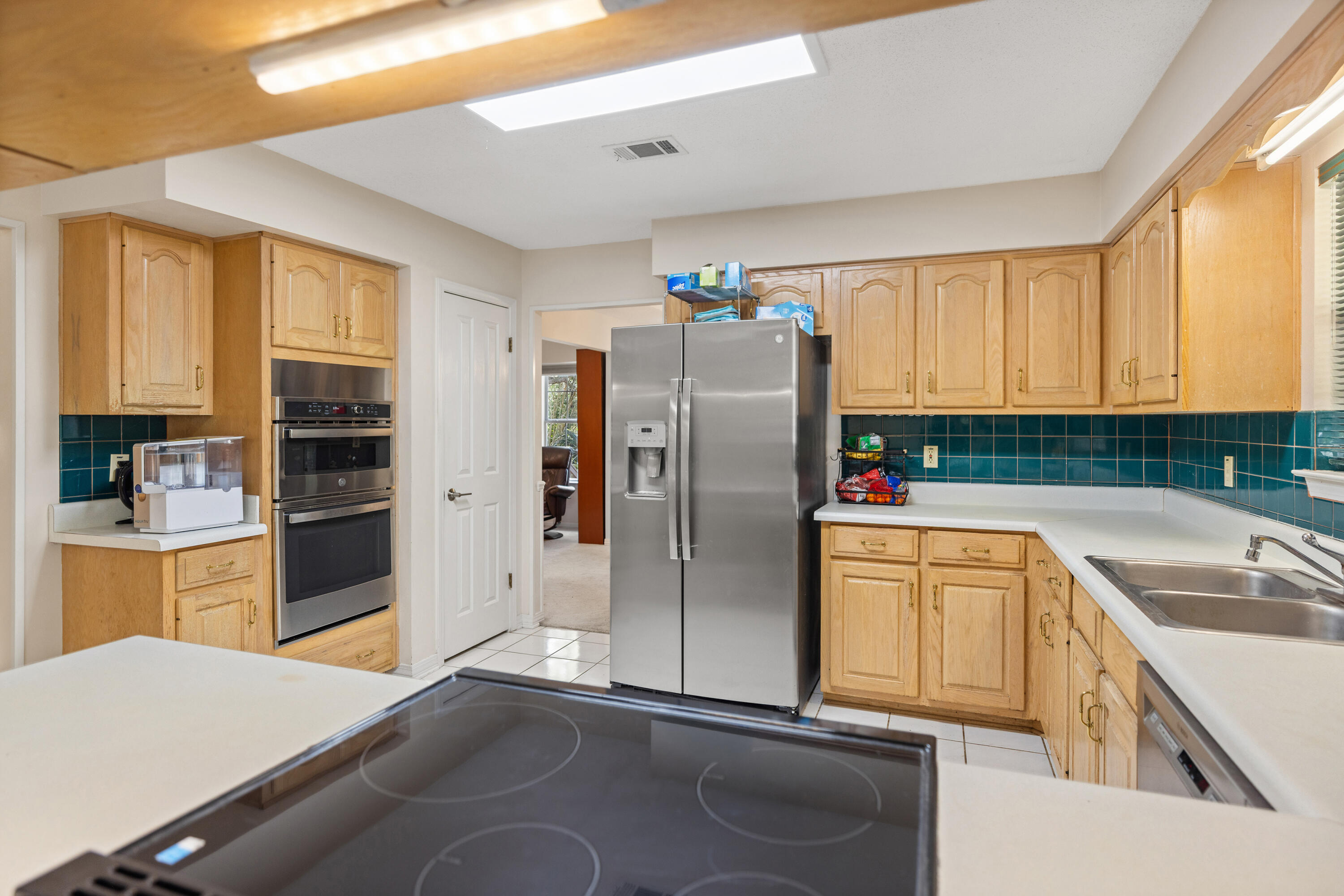 PARKWOOD ESTATES PH 1 BLUEWATER BAY - Residential