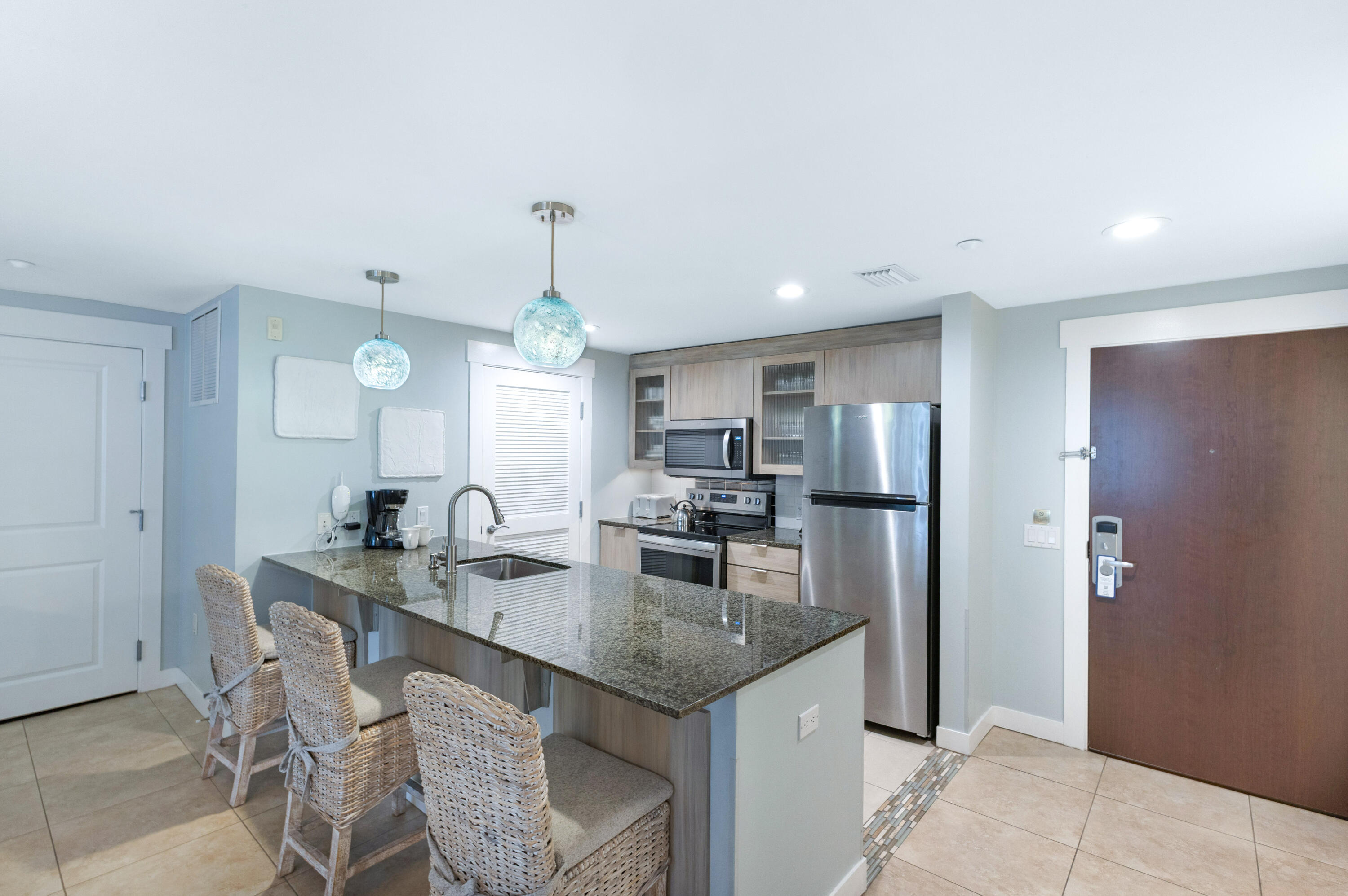 BAHIA CONDO - Residential