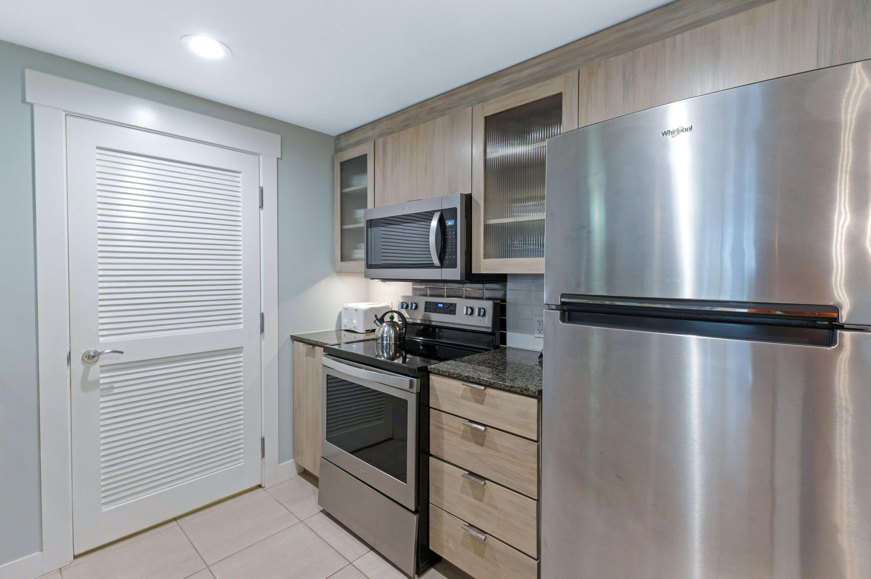 BAHIA CONDO - Residential