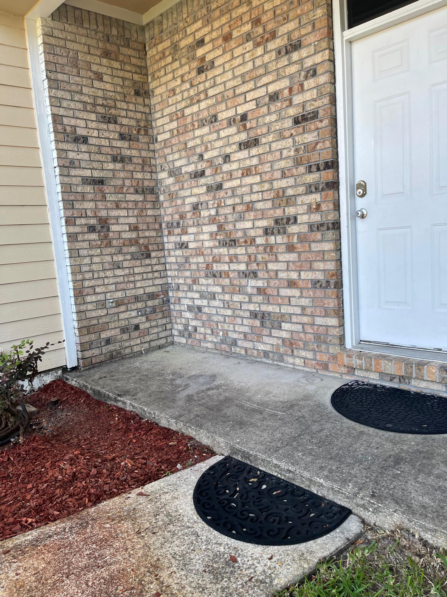 LIVE OAK MANORS - Residential