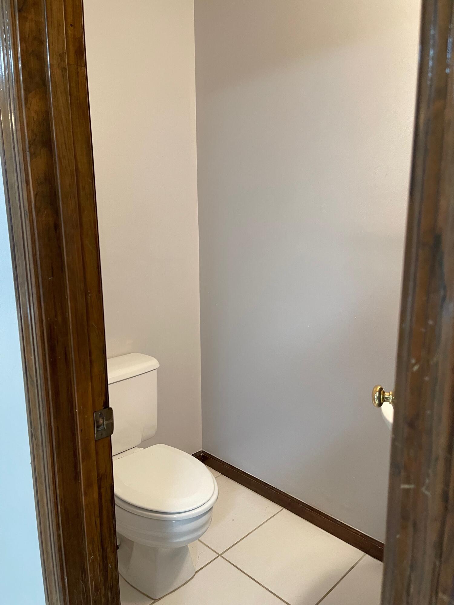 LIVE OAK MANORS - Residential