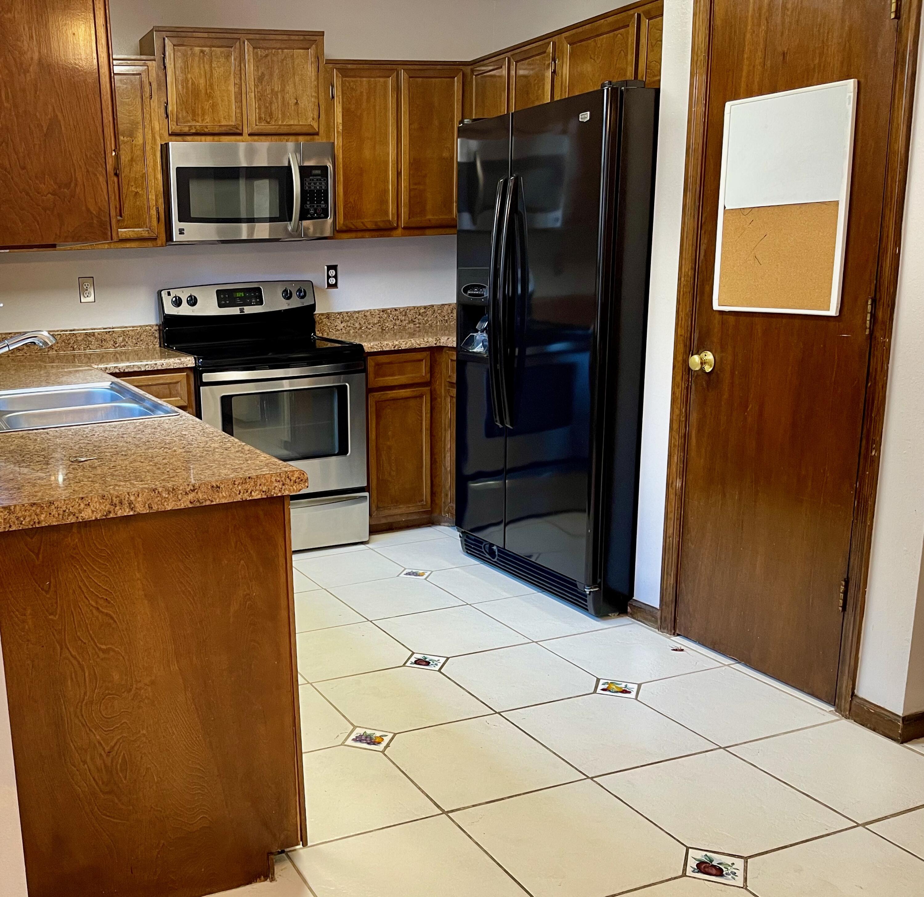 LIVE OAK MANORS - Residential