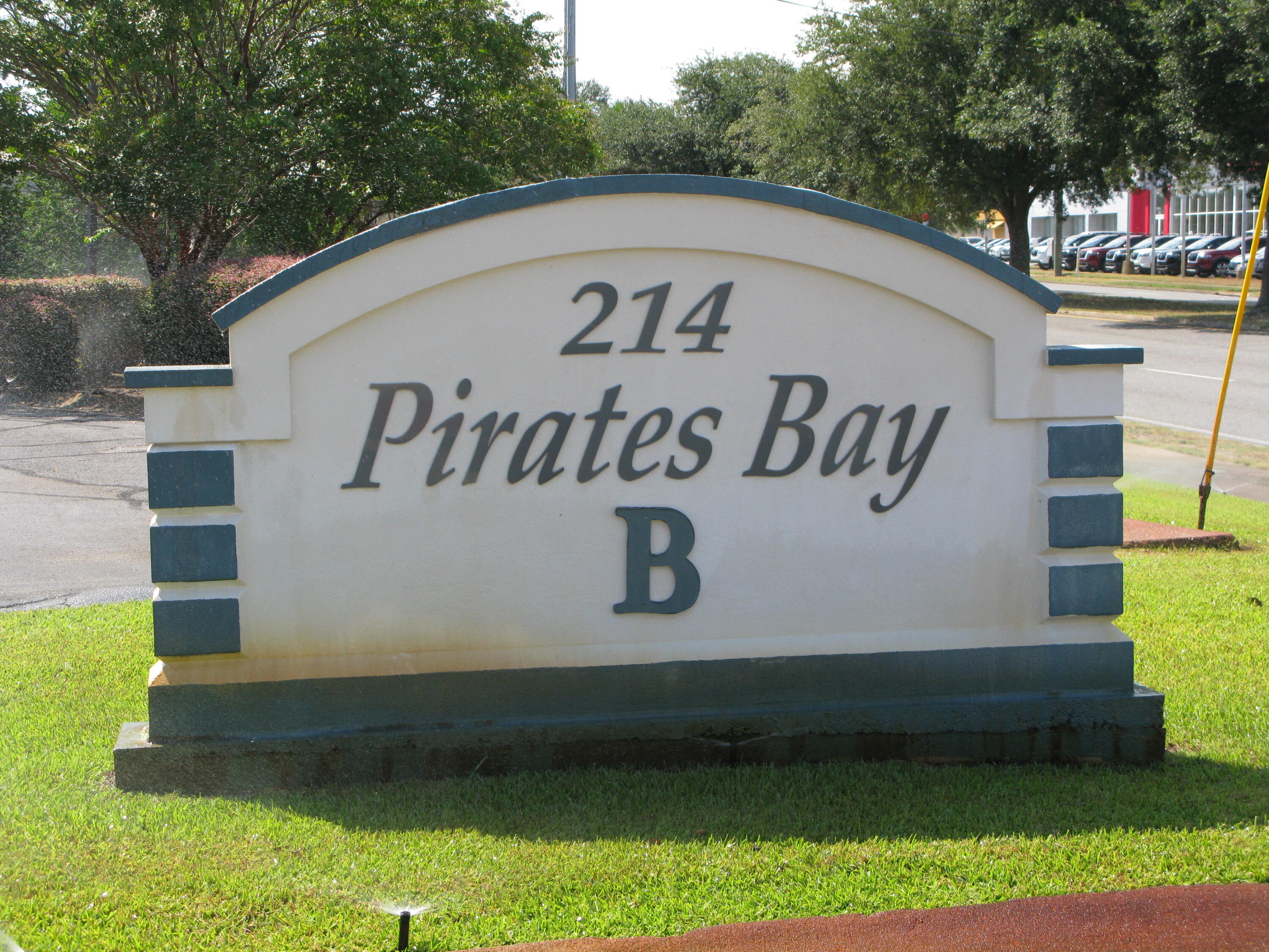 PIRATES BAY PH 1 - Residential
