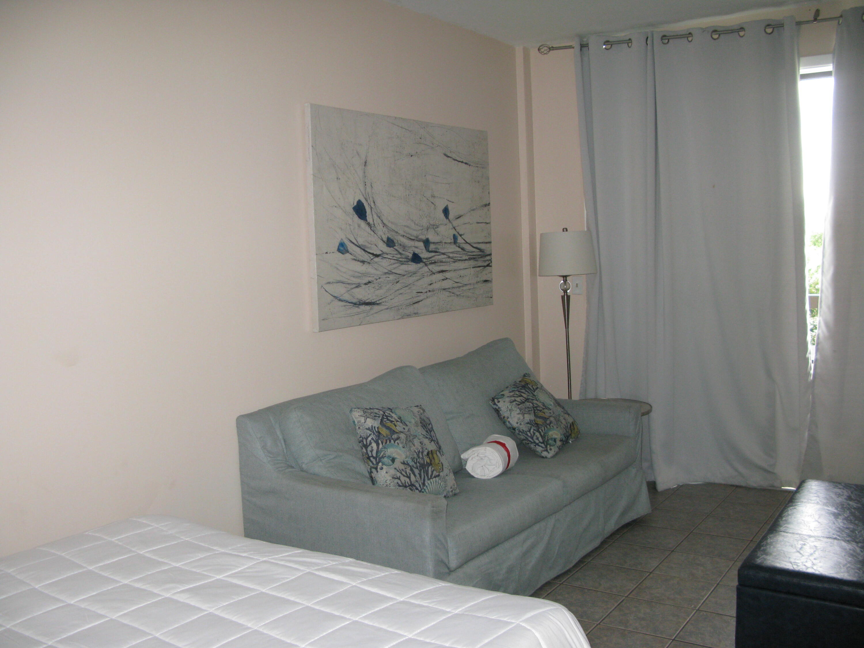 PIRATES BAY PH 1 - Residential