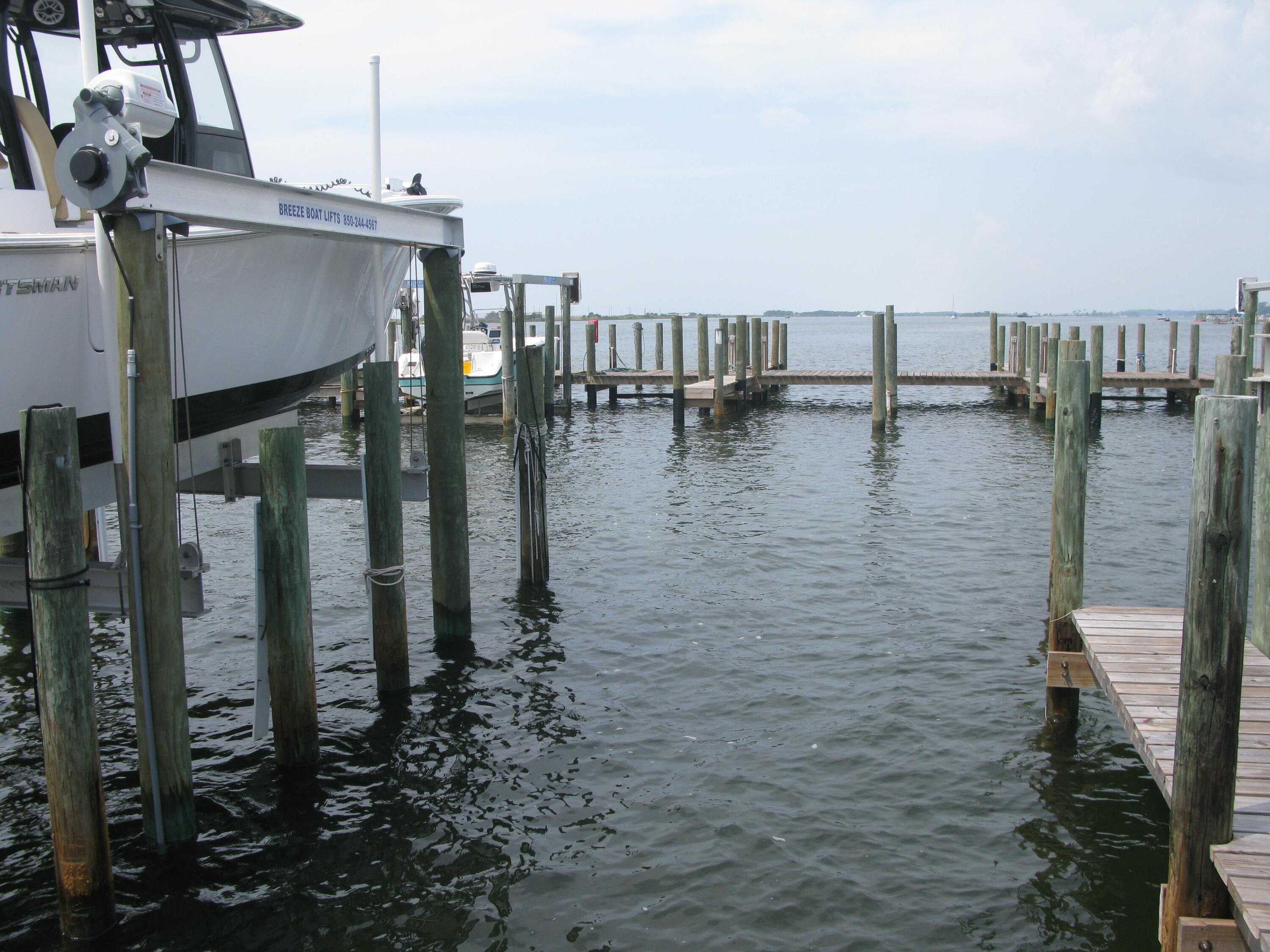 PIRATES BAY PH 1 - Residential