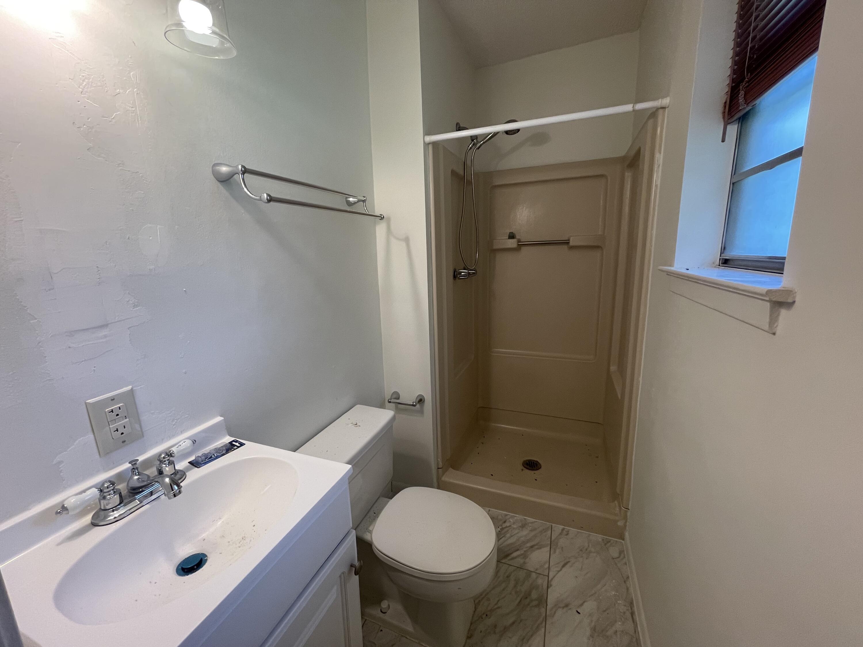 CRESTVIEW (231100.00) - Residential