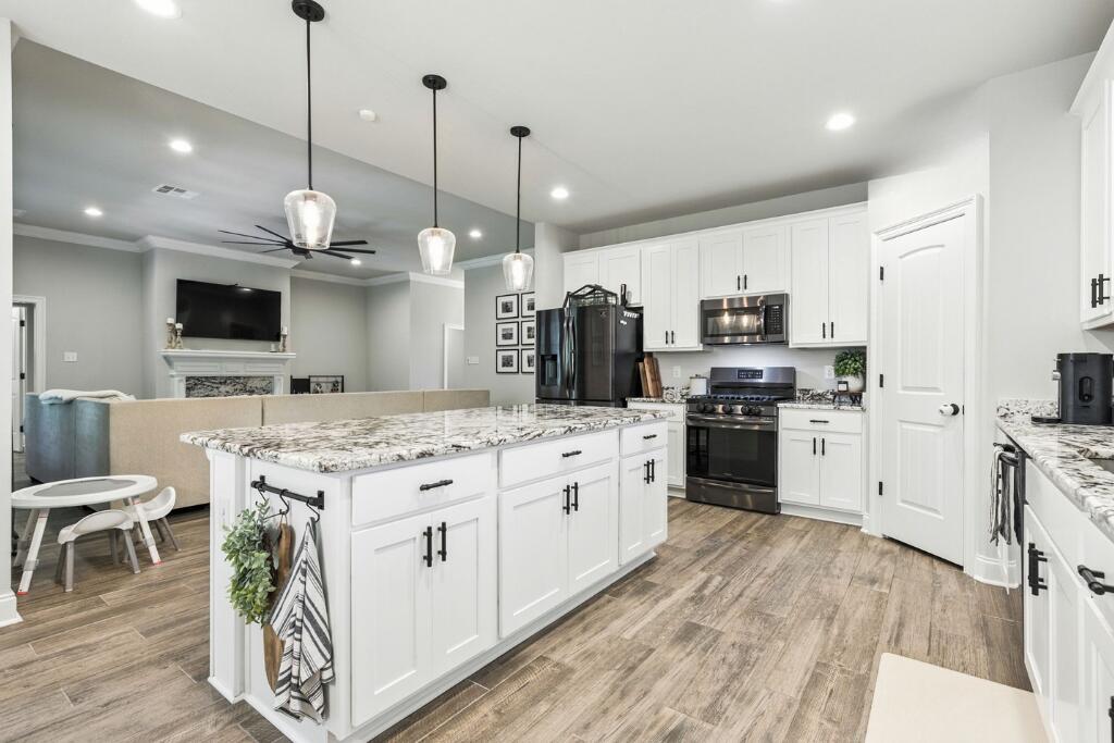 SAWYERS RIDGE - Residential