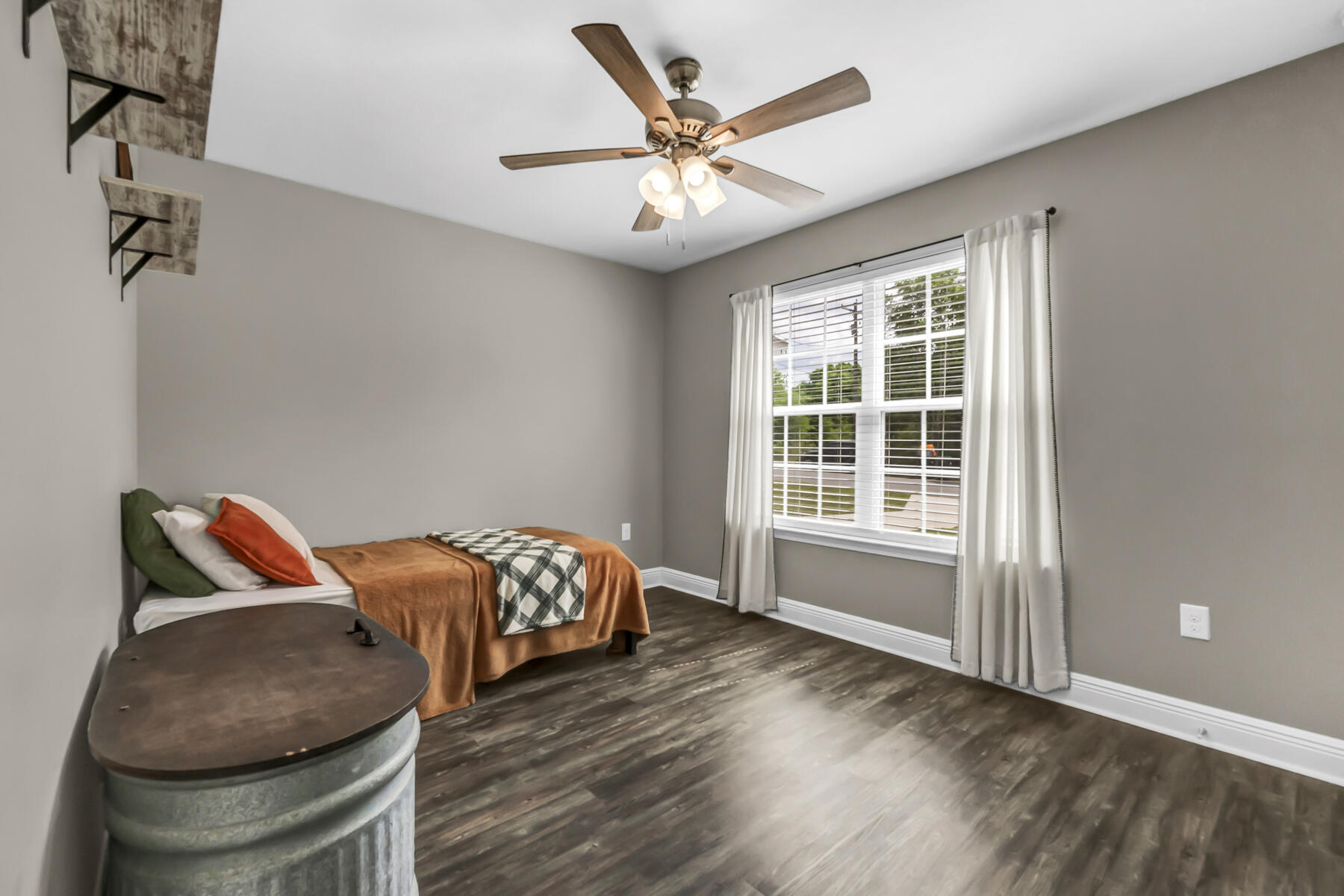 NONESUCH WAY - Residential