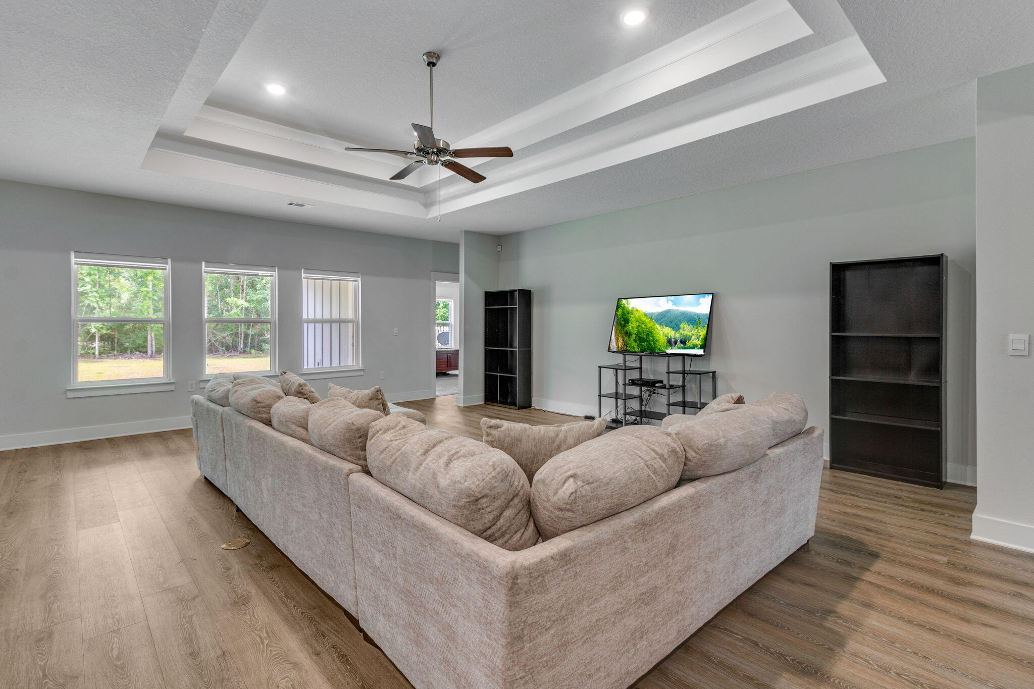 HILLWOOD ESTATES - Residential