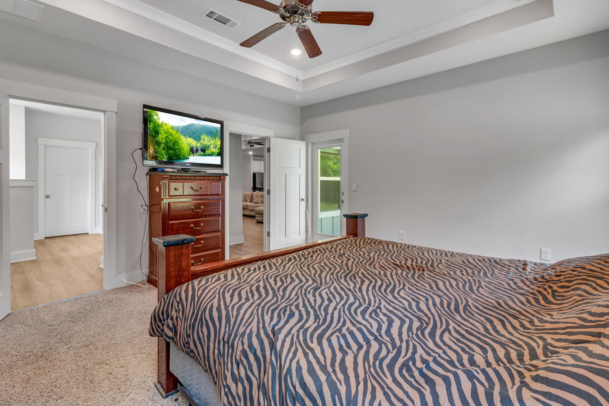 HILLWOOD ESTATES - Residential