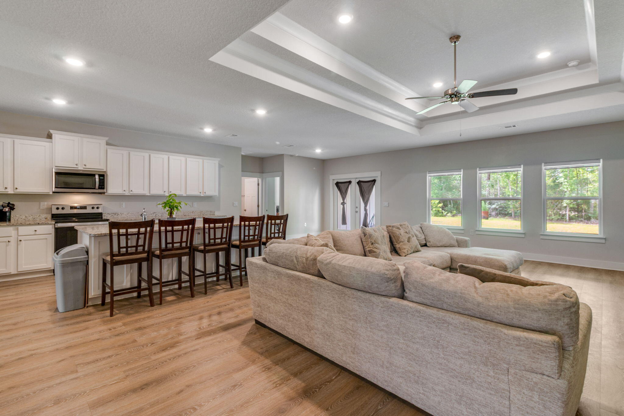 HILLWOOD ESTATES - Residential