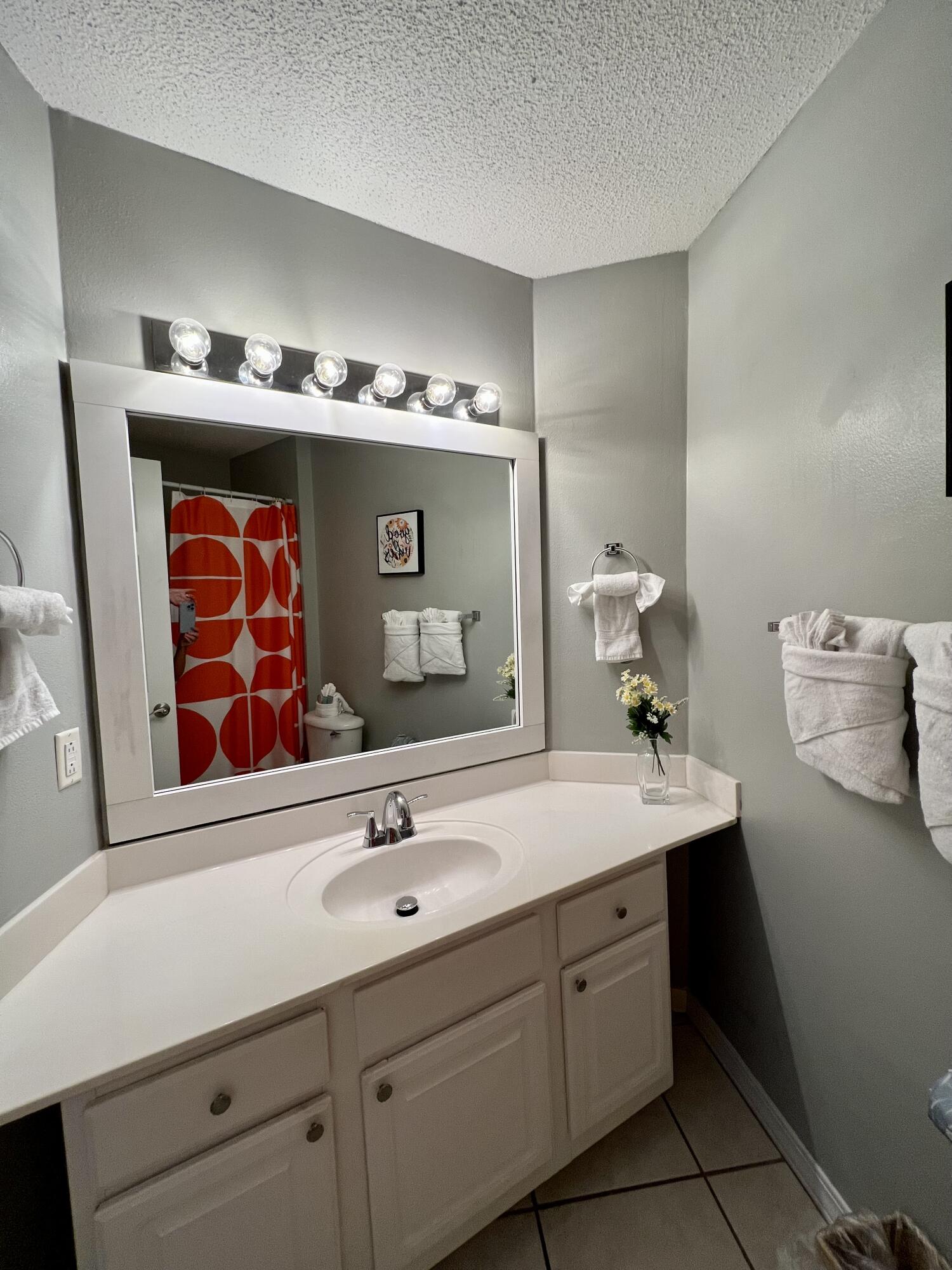 CRYSTAL VILLAGE 2 CONDO PH 2 - Residential