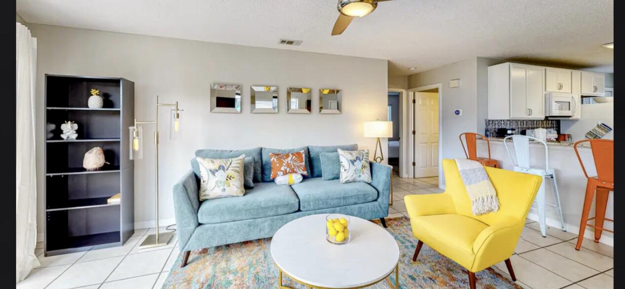 CRYSTAL VILLAGE 2 CONDO PH 2 - Residential