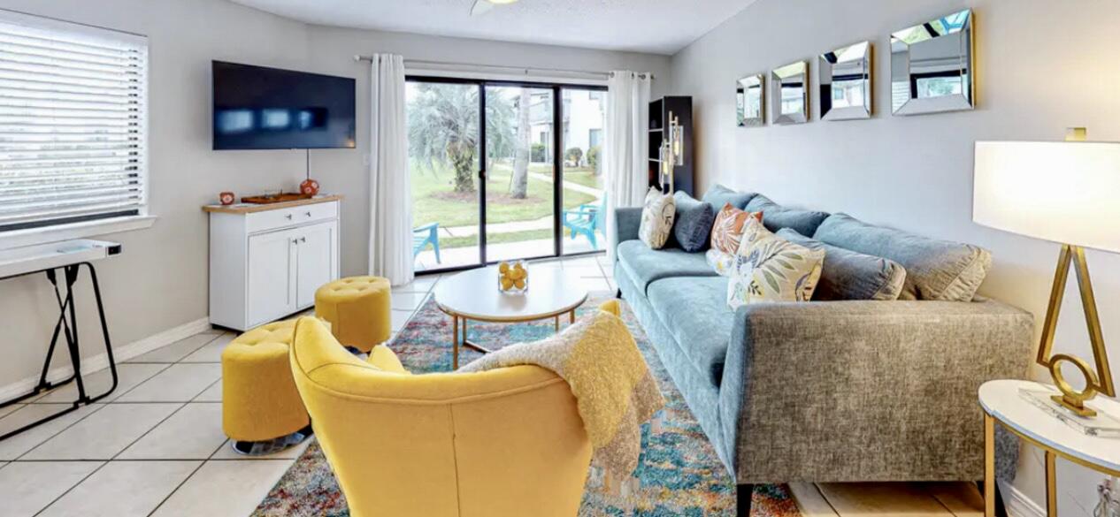 CRYSTAL VILLAGE 2 CONDO PH 2 - Residential