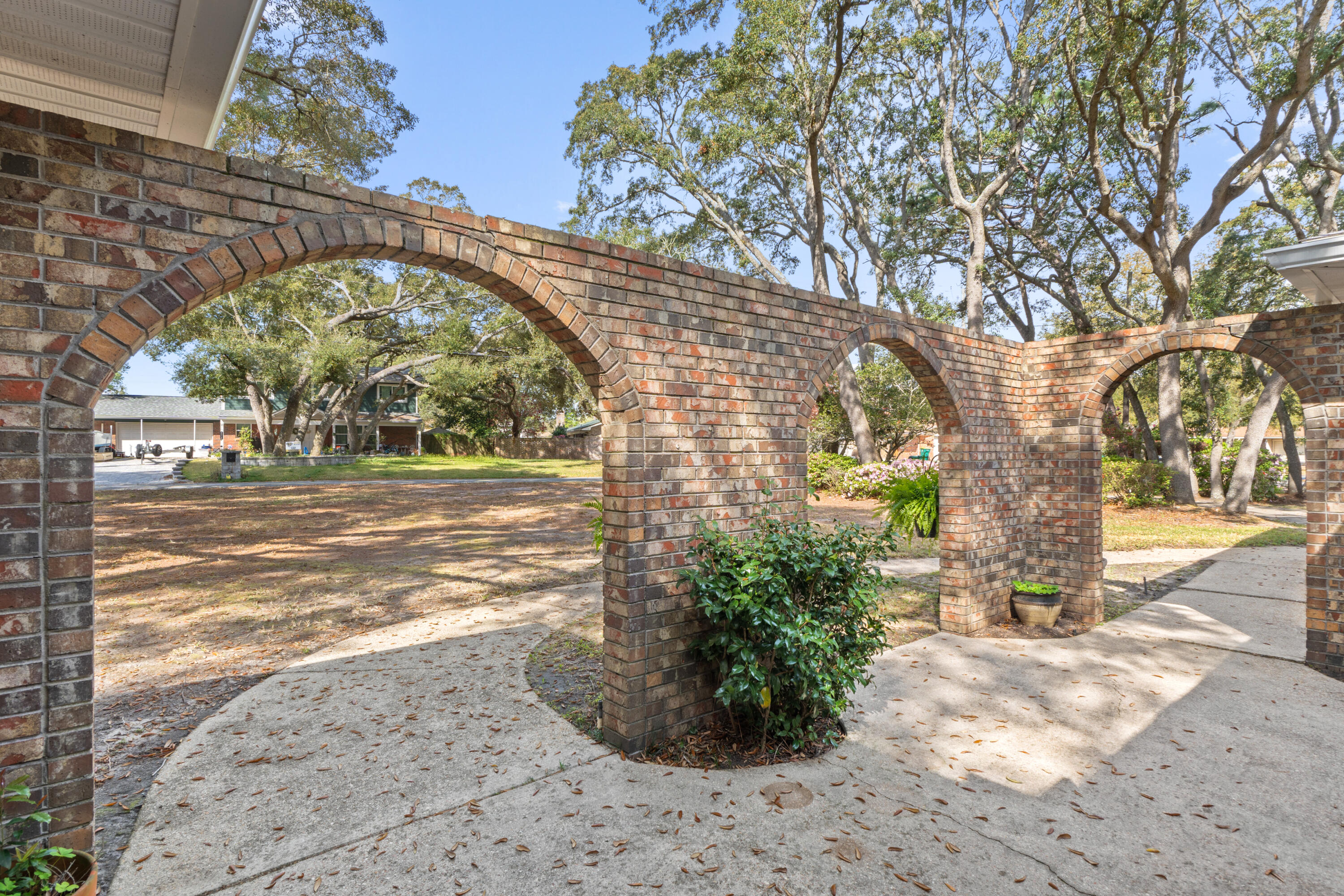 LAKE LORRAINE ESTATES 1 - Residential