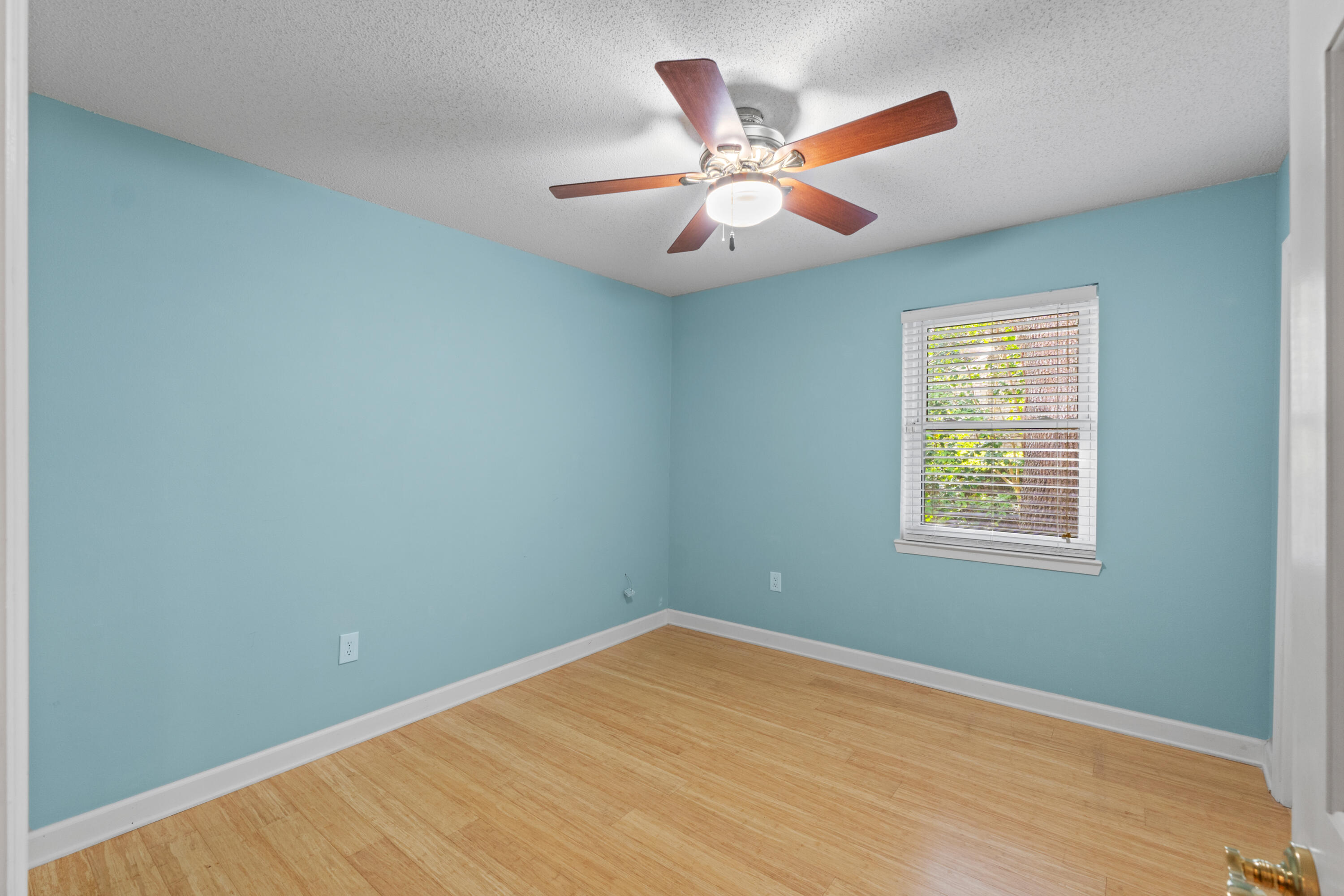 LAKE LORRAINE ESTATES 1 - Residential