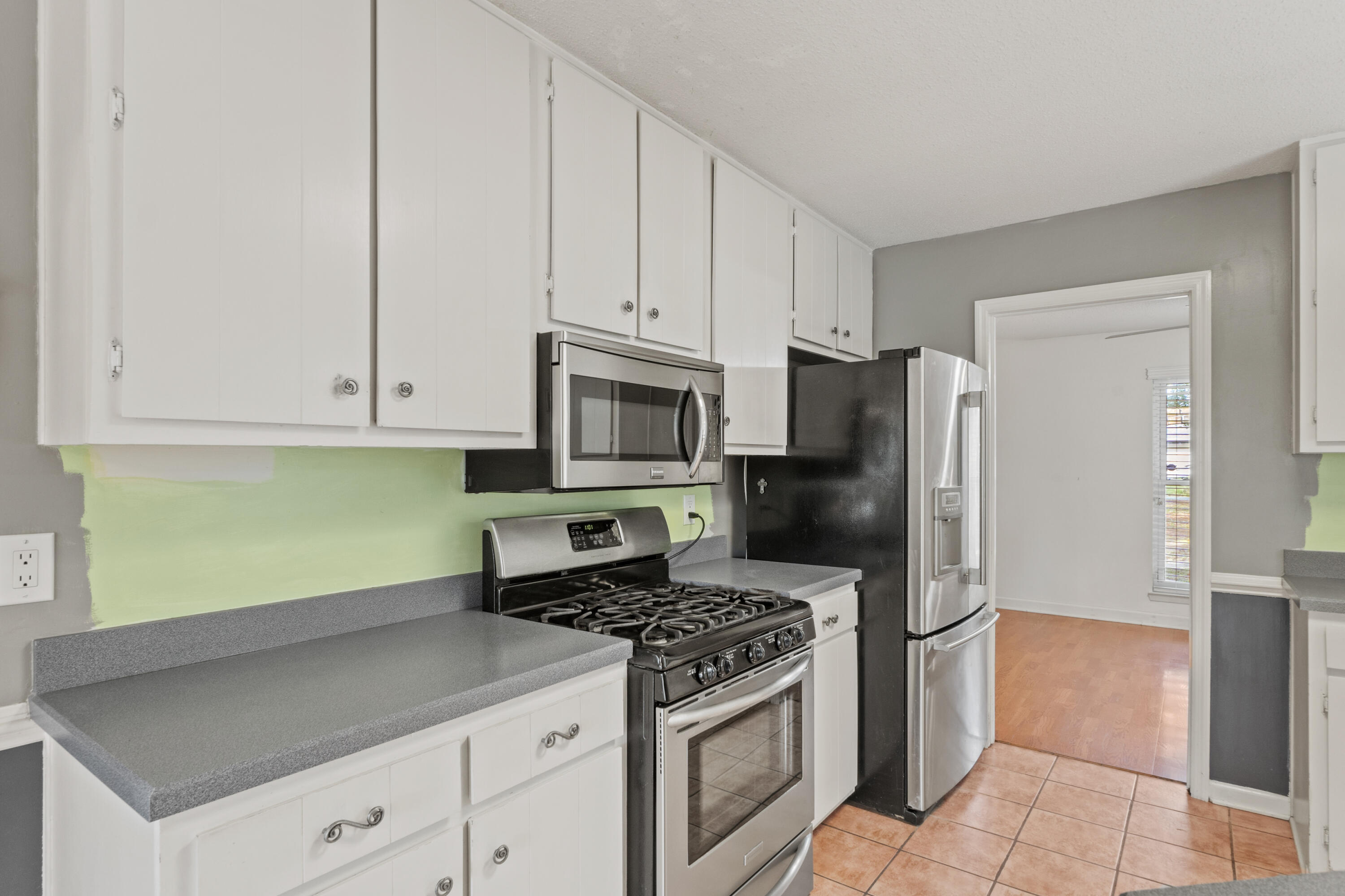 LAKE LORRAINE ESTATES 1 - Residential