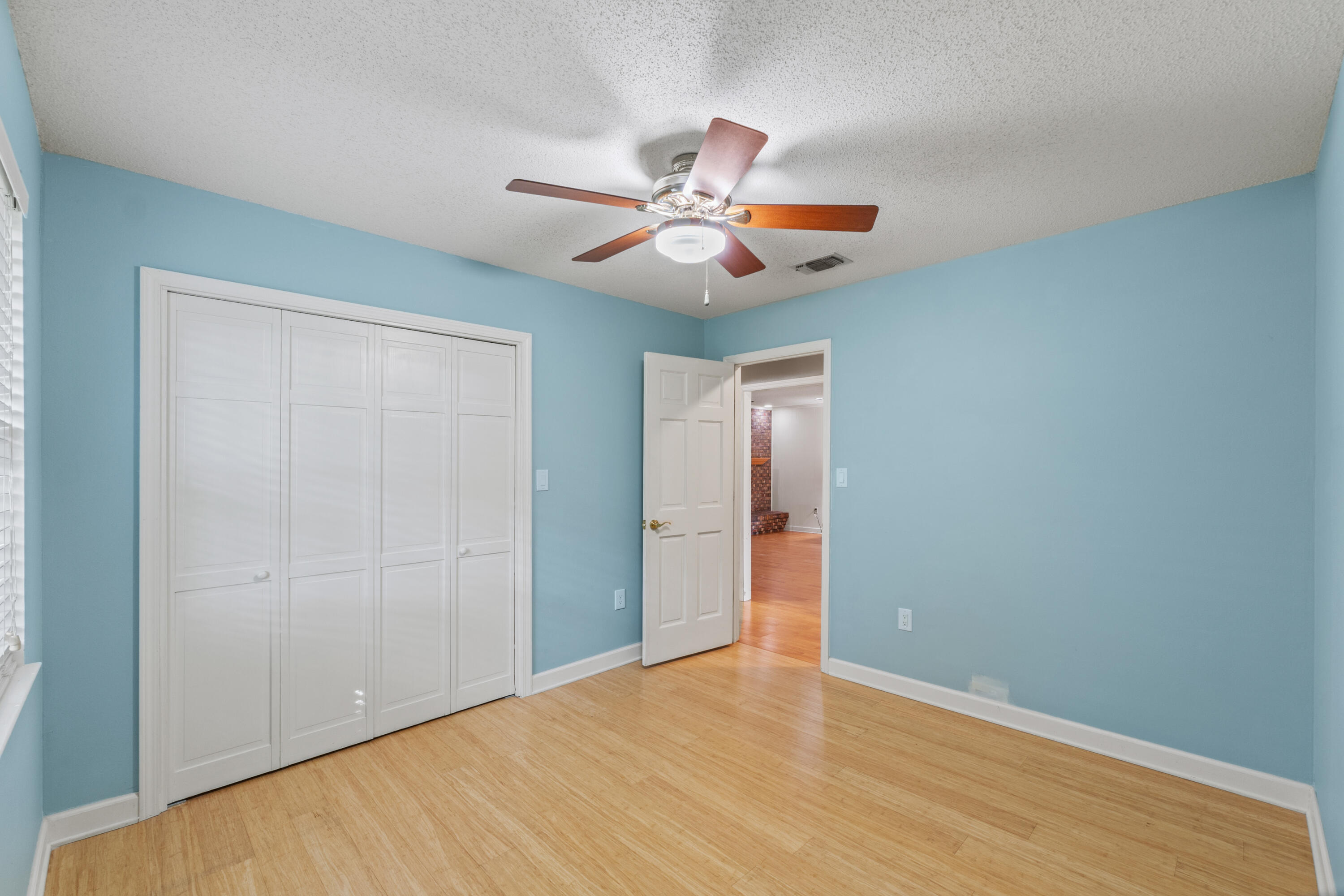 LAKE LORRAINE ESTATES 1 - Residential