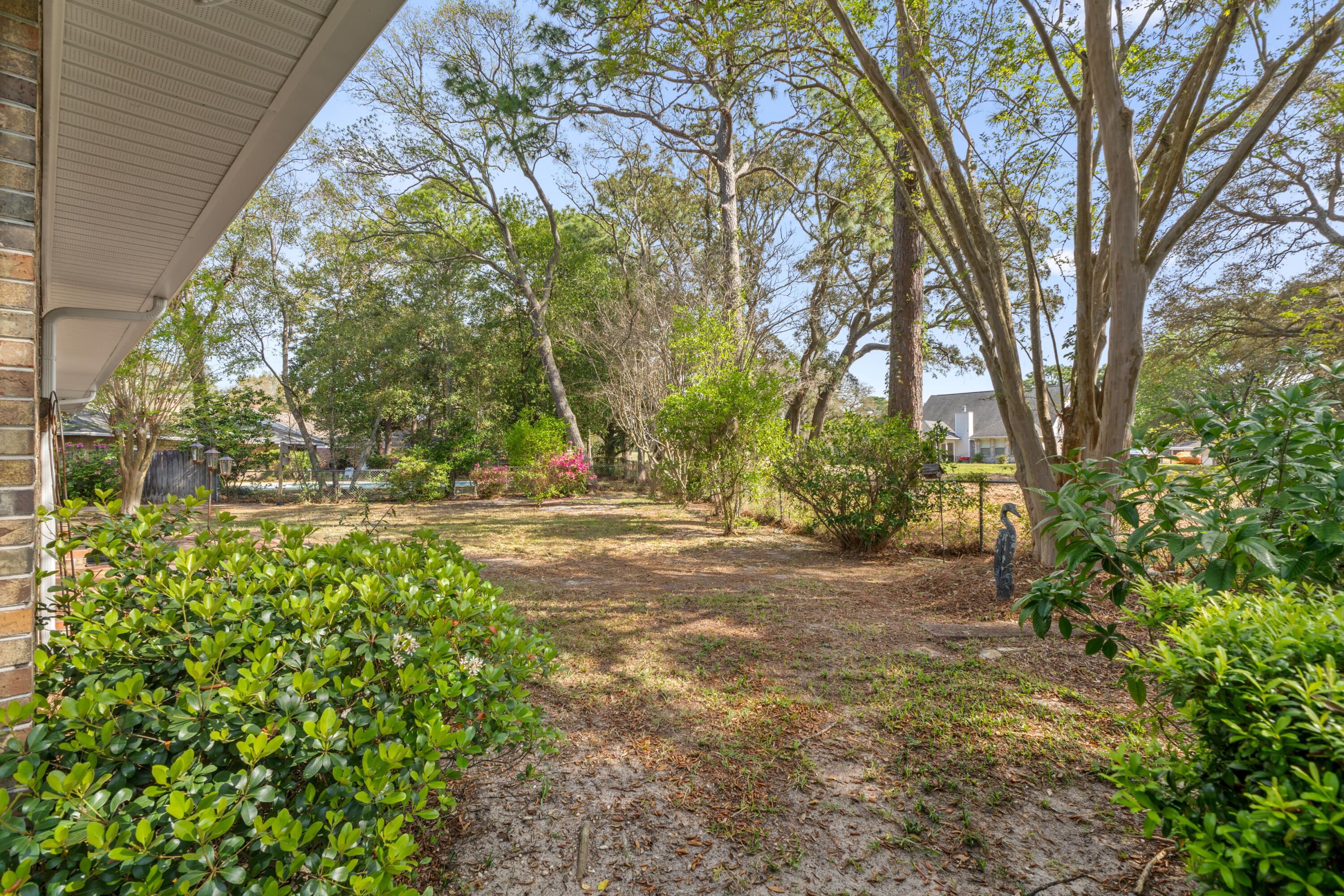 LAKE LORRAINE ESTATES 1 - Residential