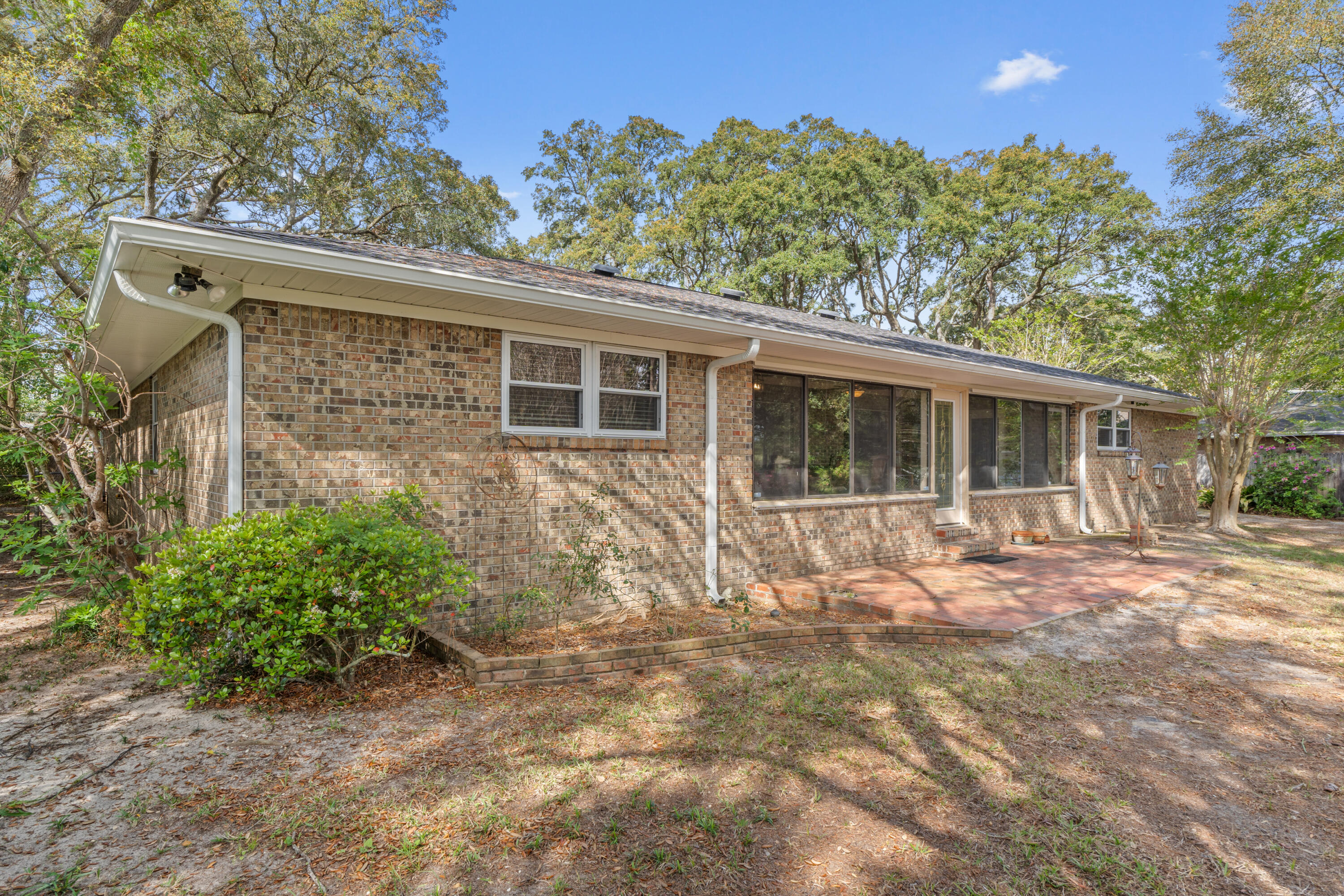 LAKE LORRAINE ESTATES 1 - Residential