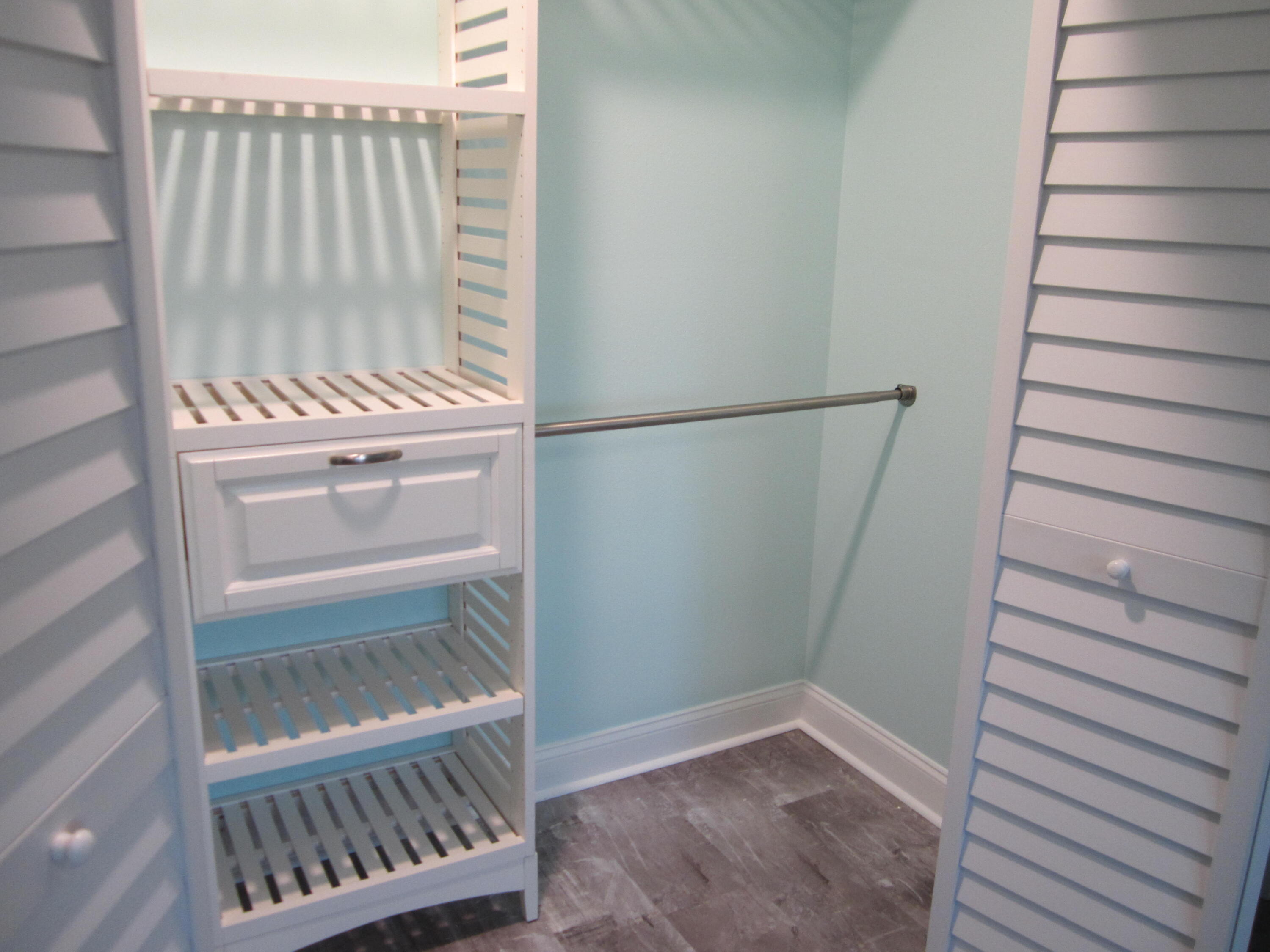 BREAKERS WEST - Residential Lease