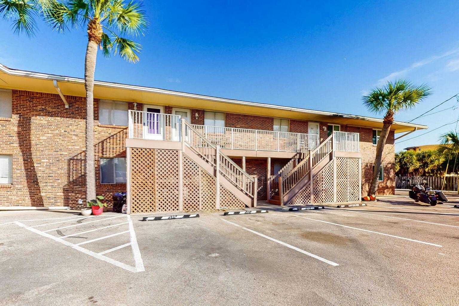 BREAKERS WEST - Residential Lease