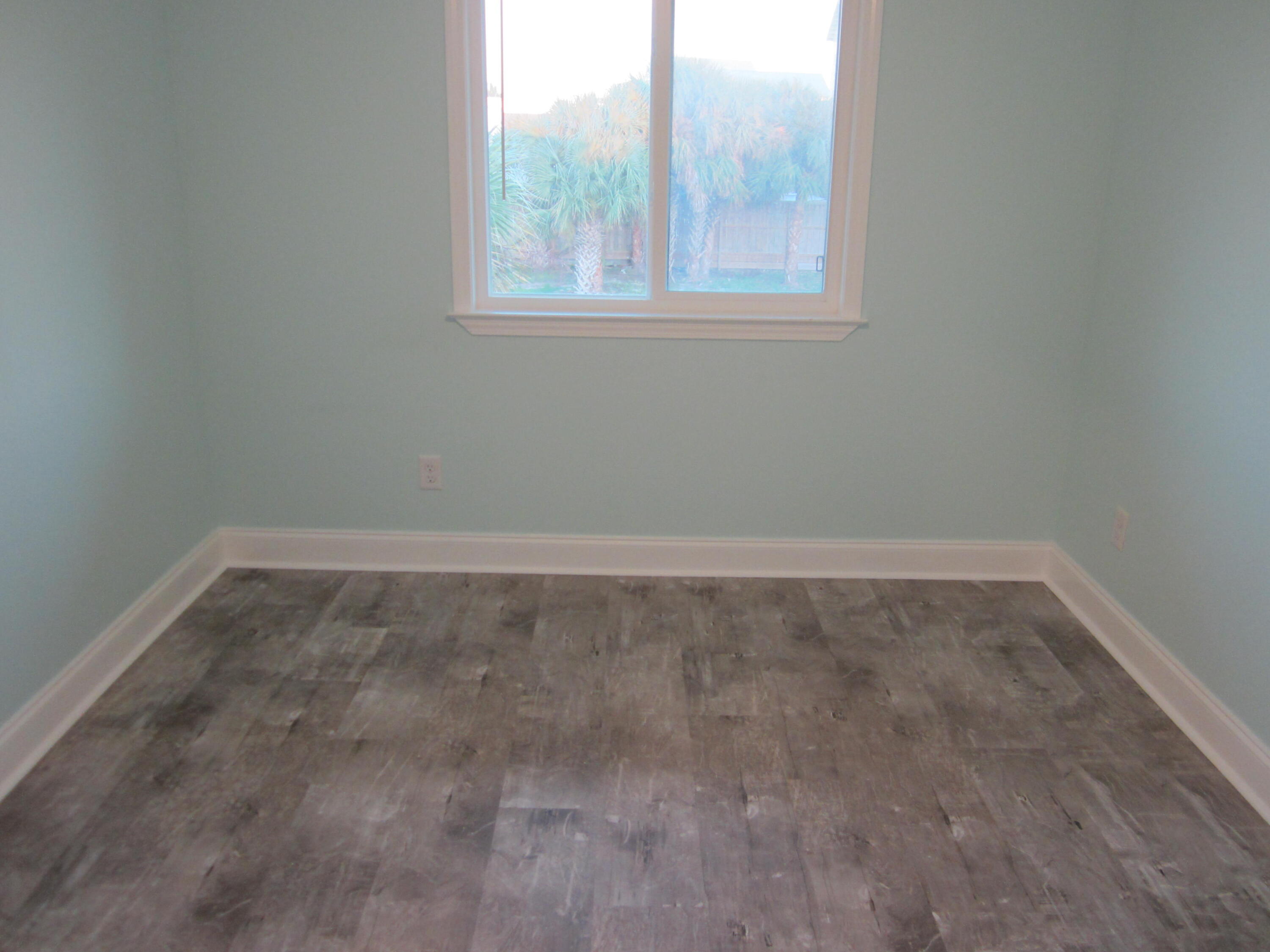 BREAKERS WEST - Residential Lease