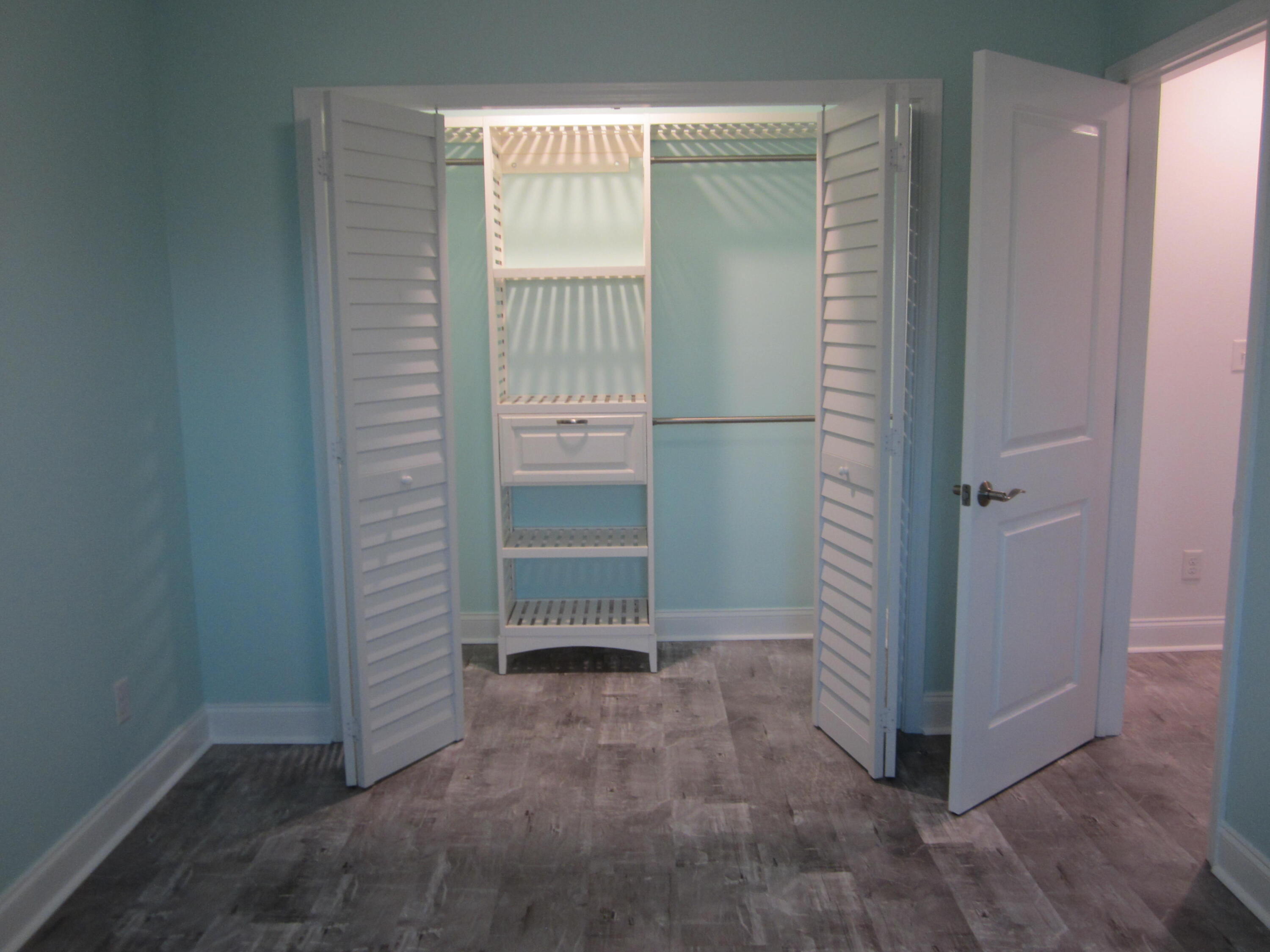 BREAKERS WEST - Residential Lease