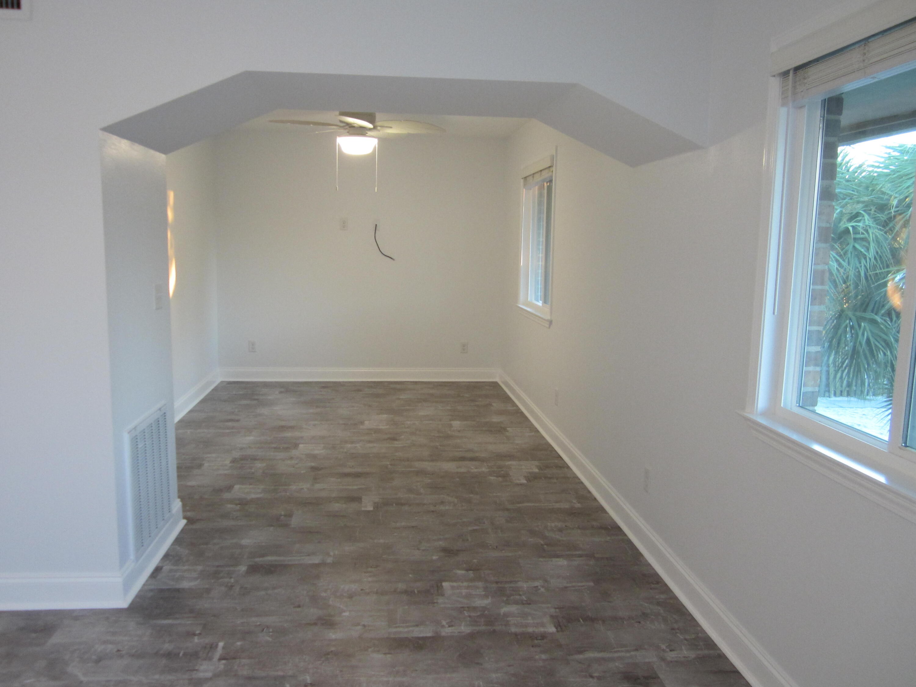 BREAKERS WEST - Residential Lease