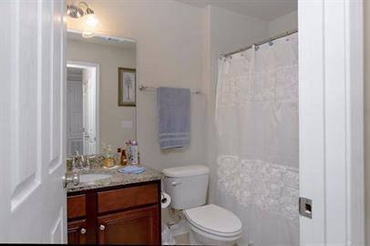 RESERVE POINTE - Residential