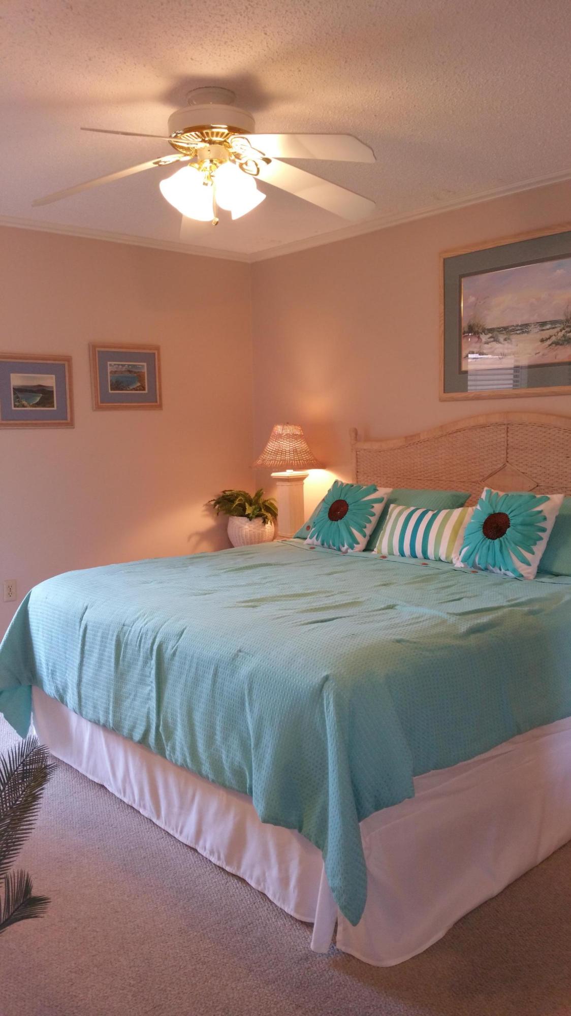 Jetty East Condominium - Residential