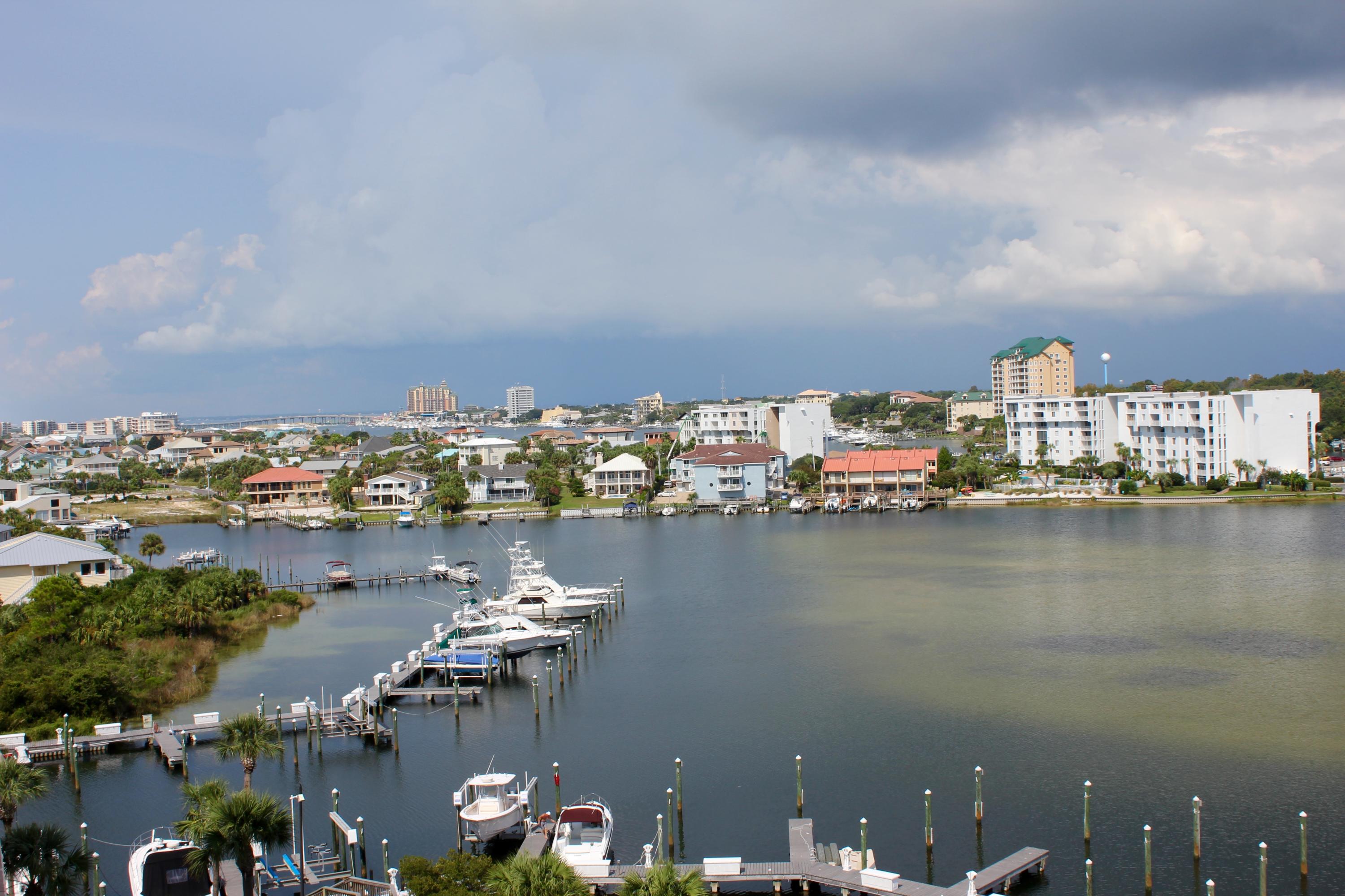 HARBOR LANDING - Residential