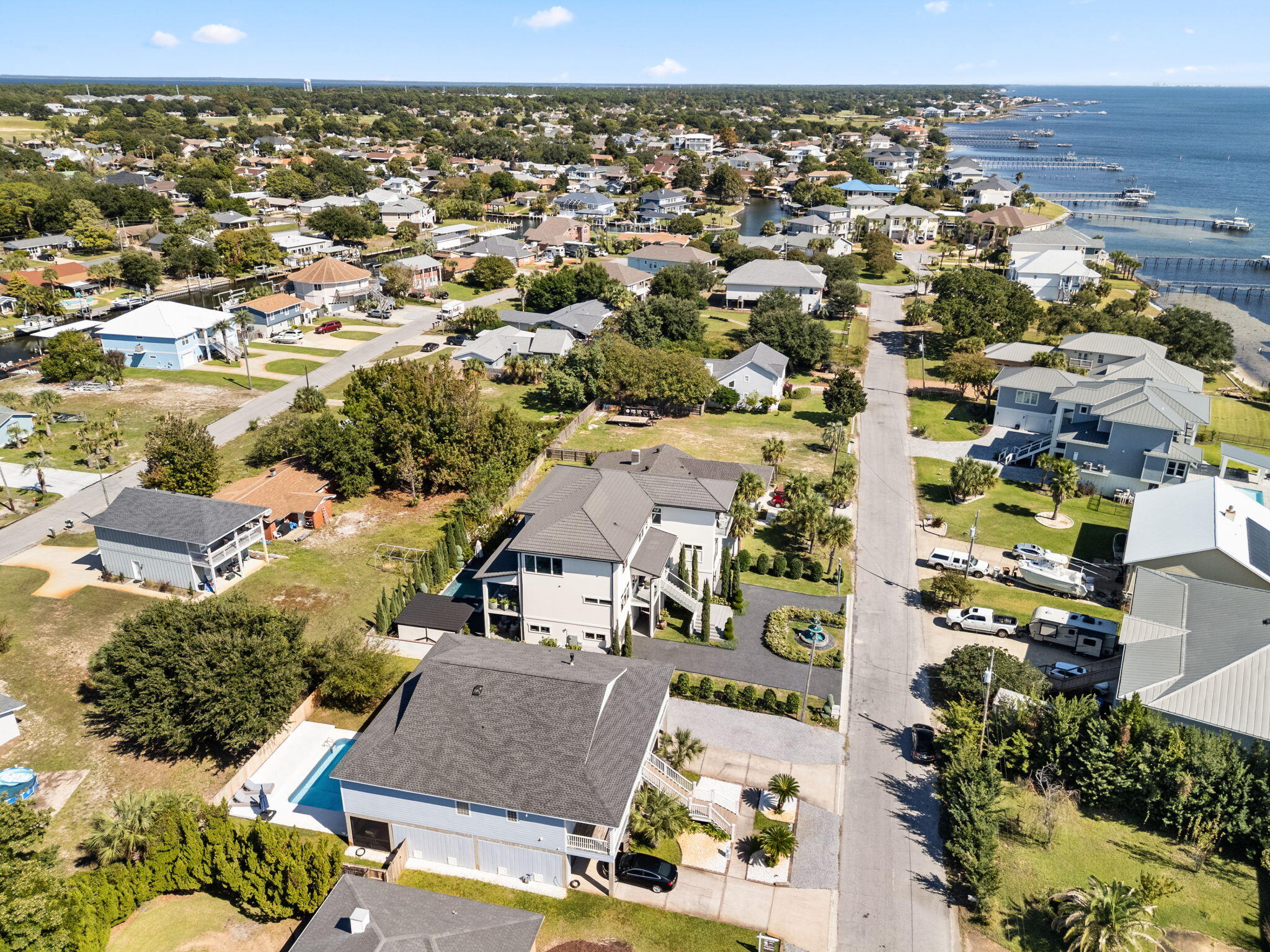 SANTA ROSA SHORES - Residential