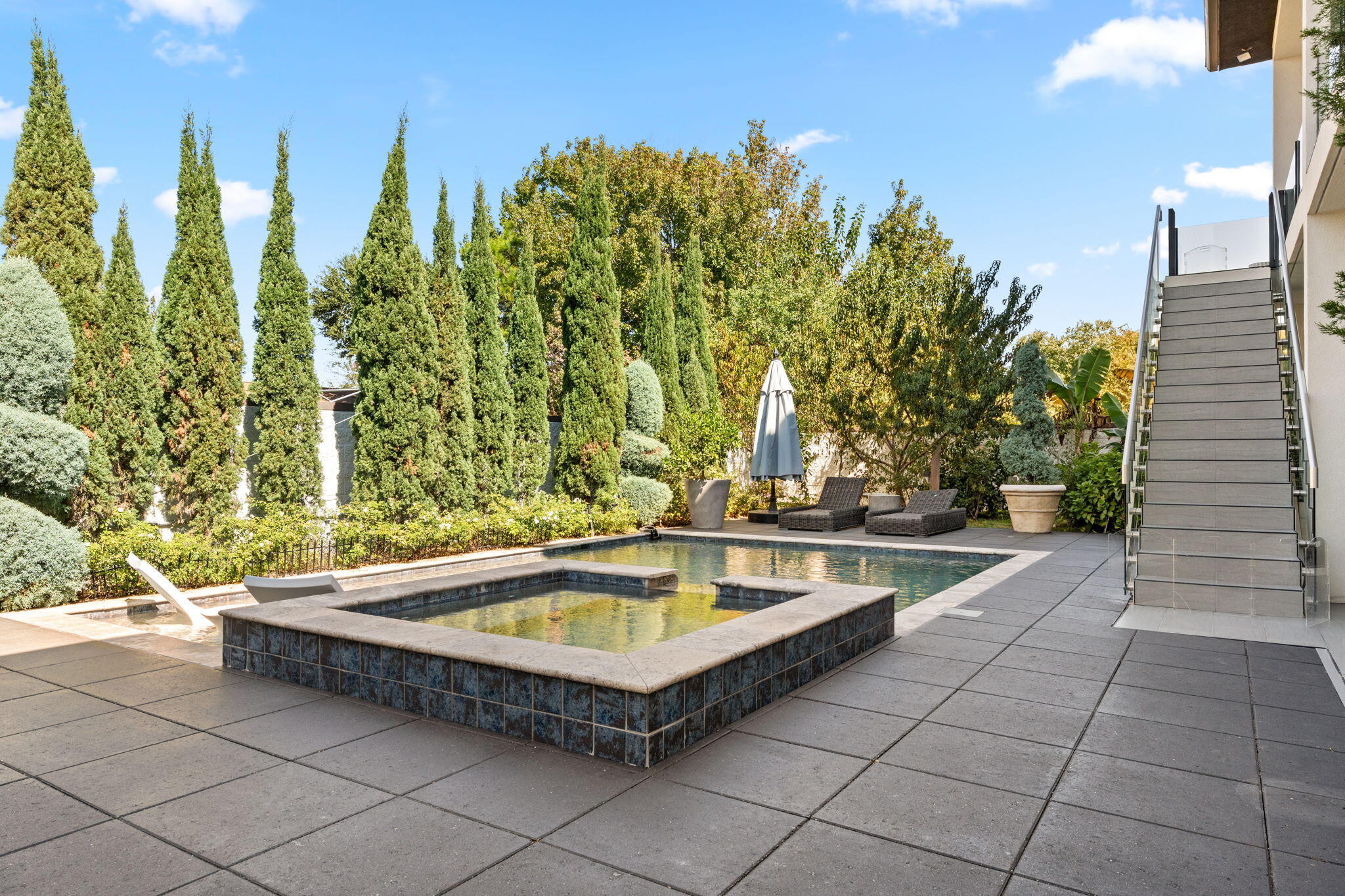 SANTA ROSA SHORES - Residential