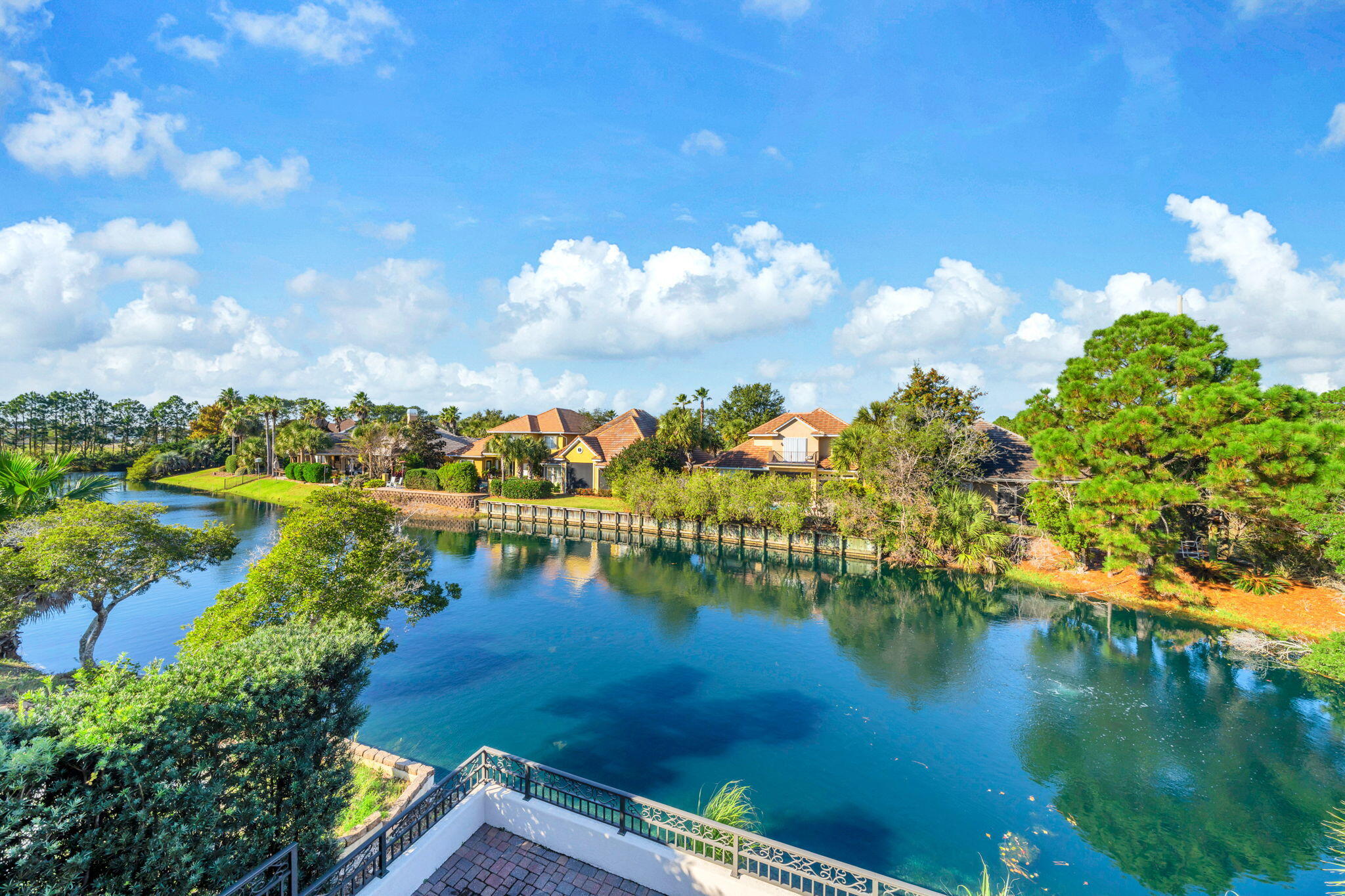 CALUSA BAY S/D - Residential