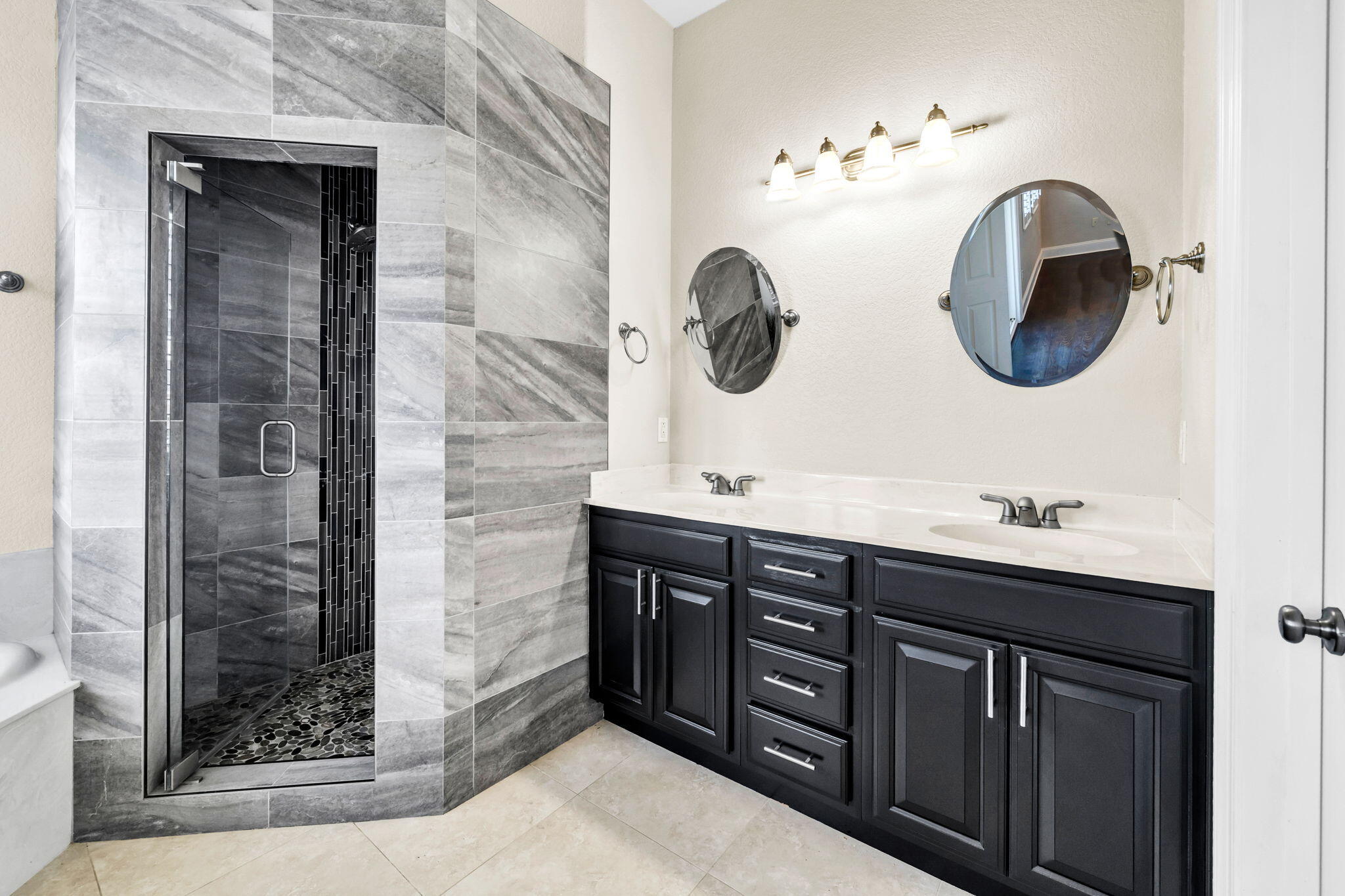 CALUSA BAY S/D - Residential