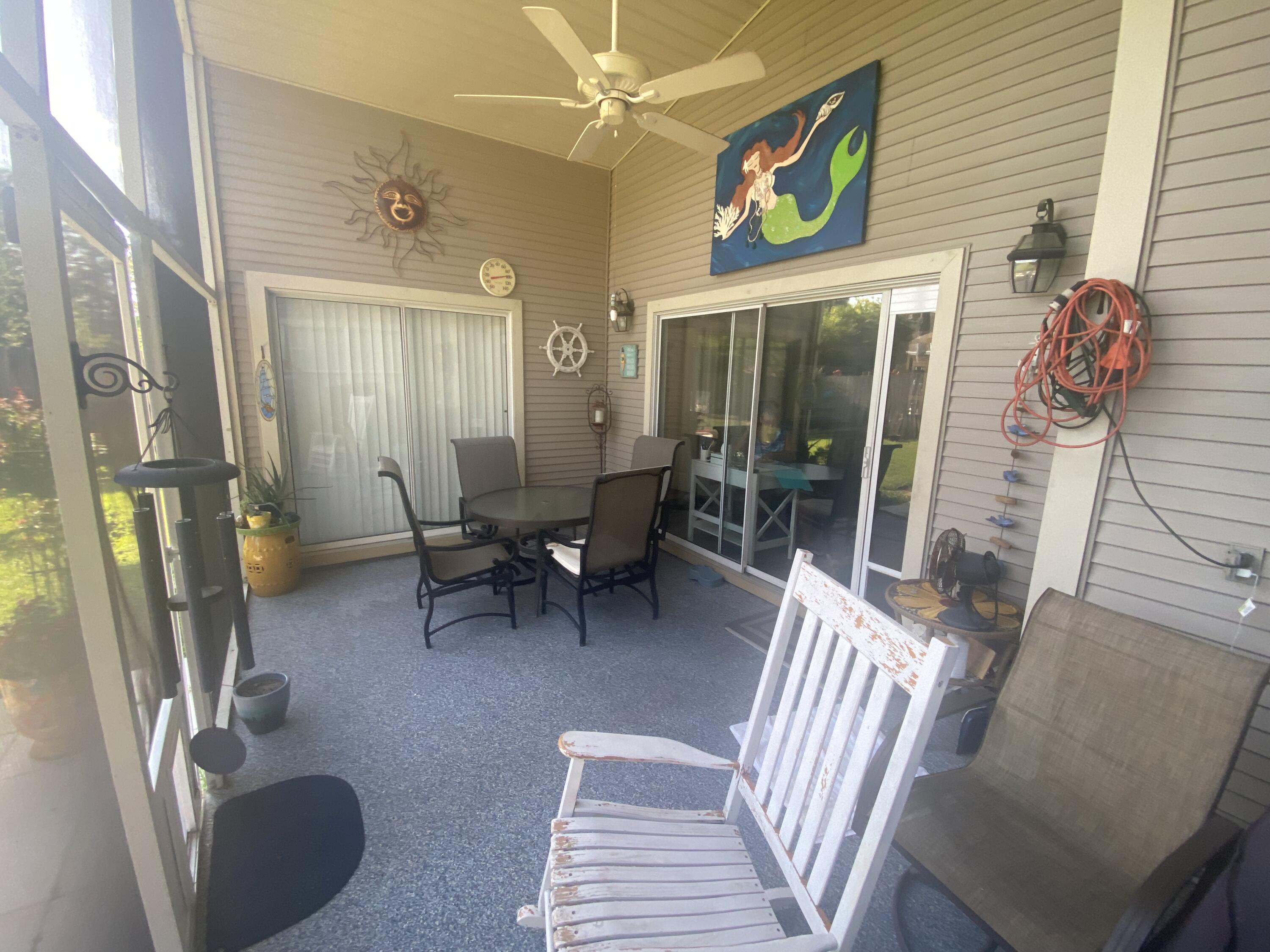 ESCADA - Residential