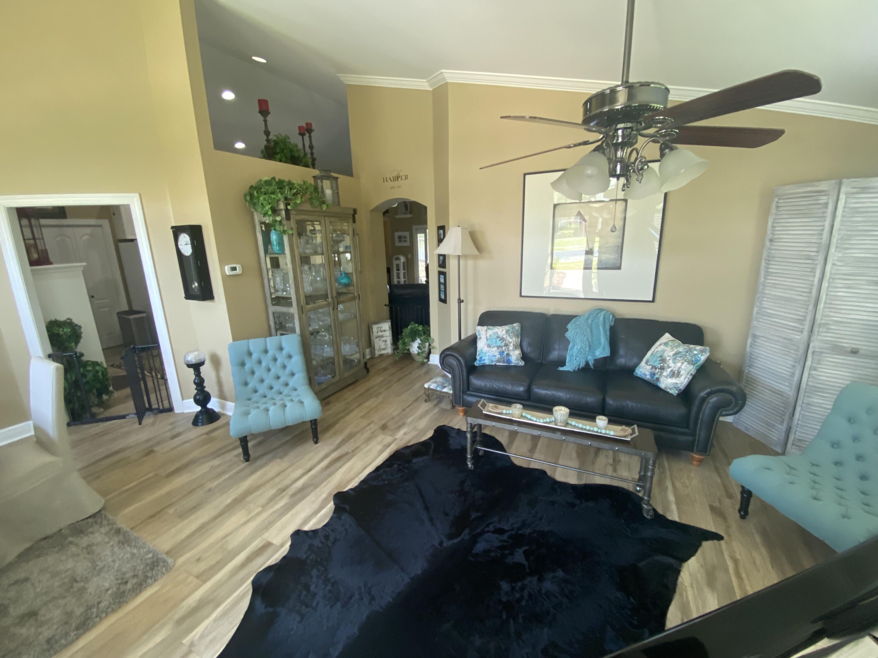 ESCADA - Residential